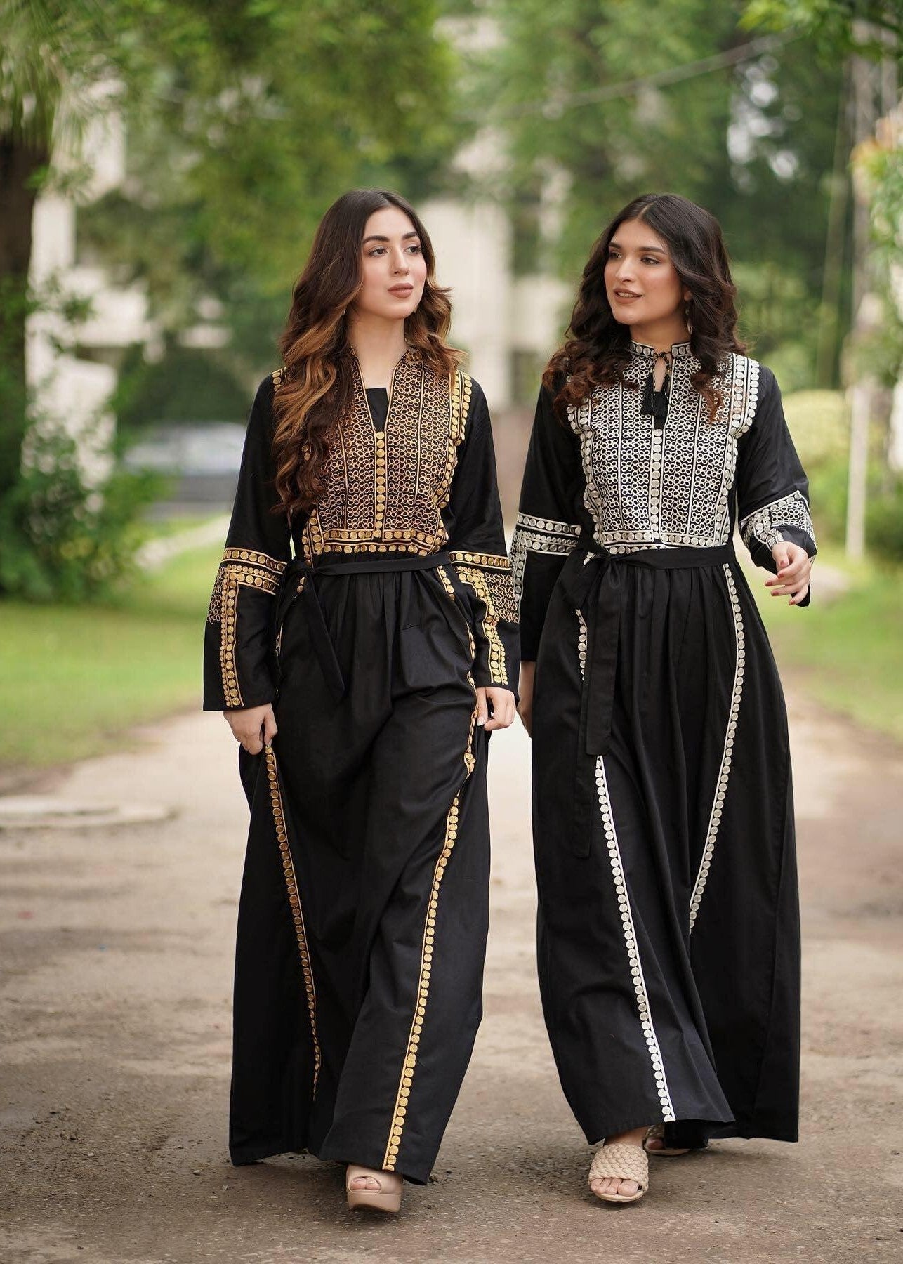 linen Maxi in Black