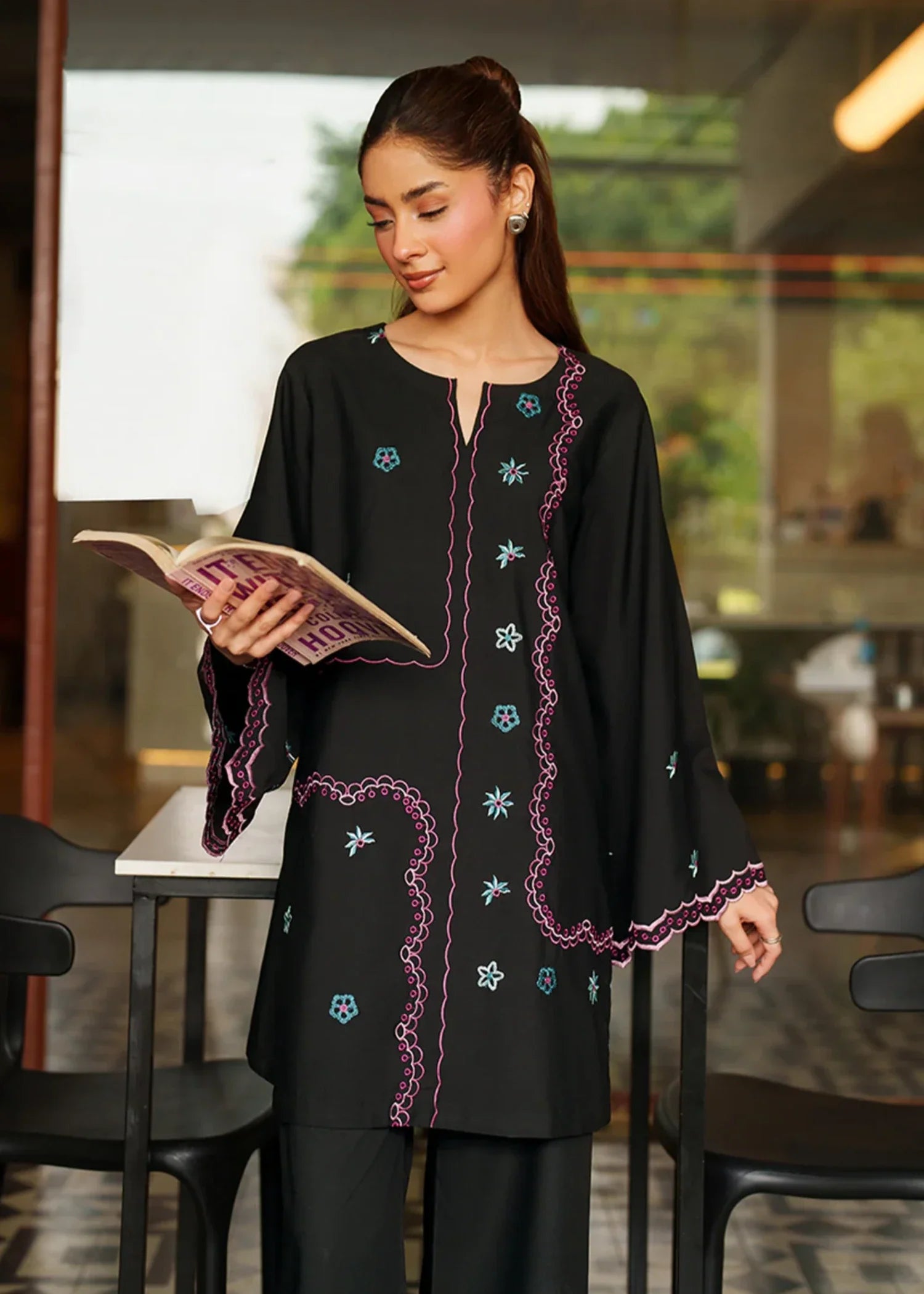 blended satin Kurta Set in Black