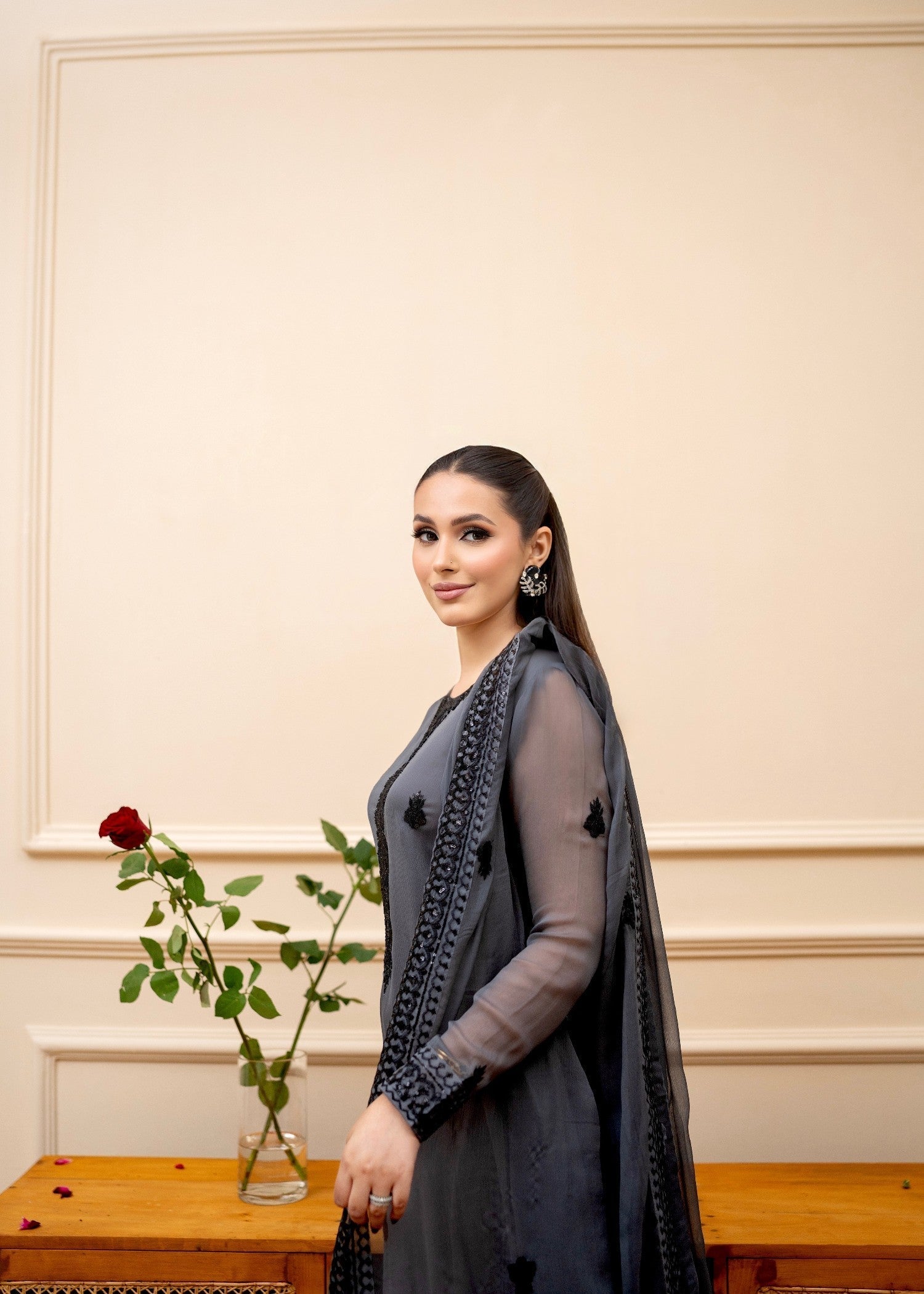 bemberg crinkle chiffon Kurta Set in Slate grey