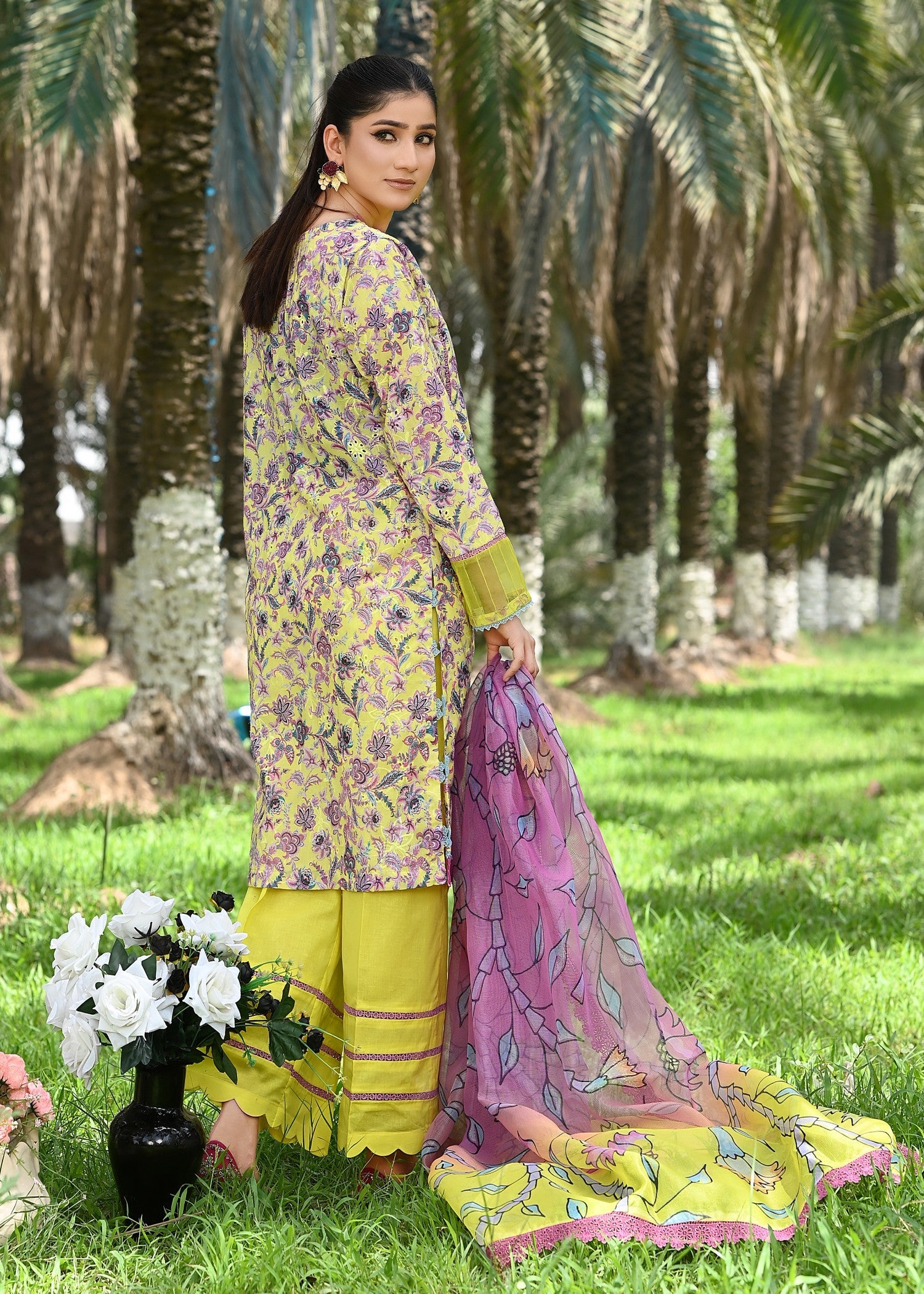 lawn Unstitched in Daffodil