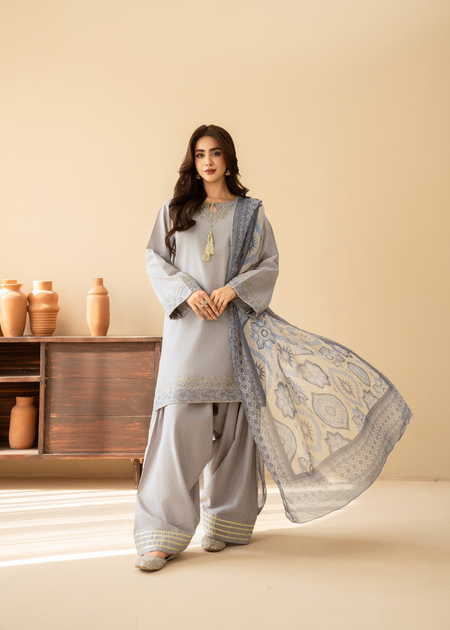 lawn cotton Kurta Set in Light grey