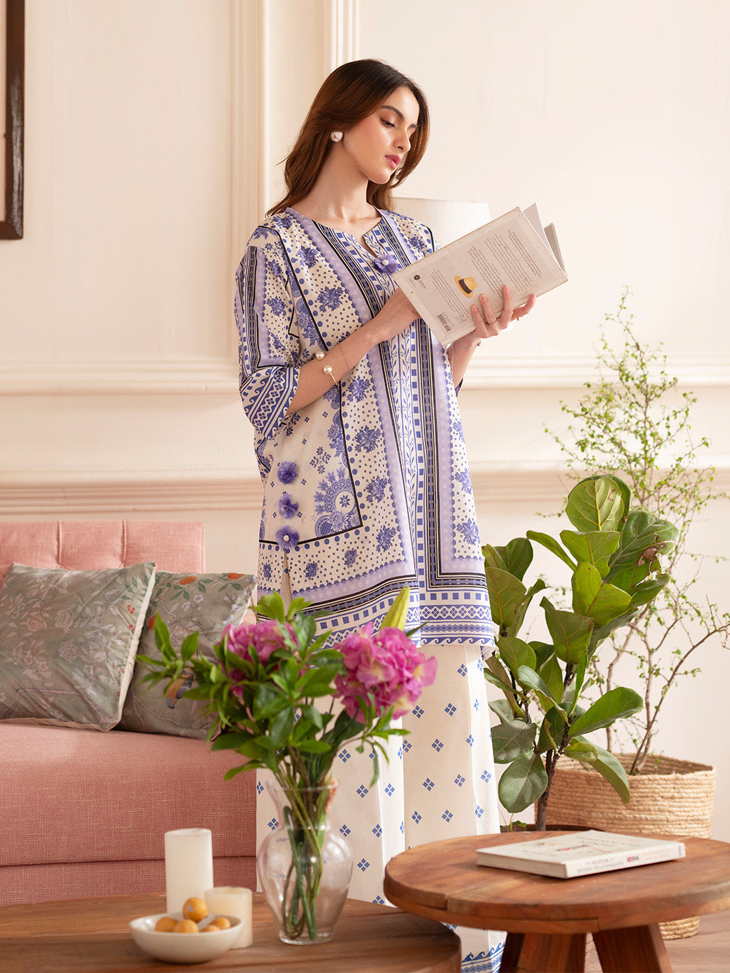 Noir 2PC Lawn – N-10