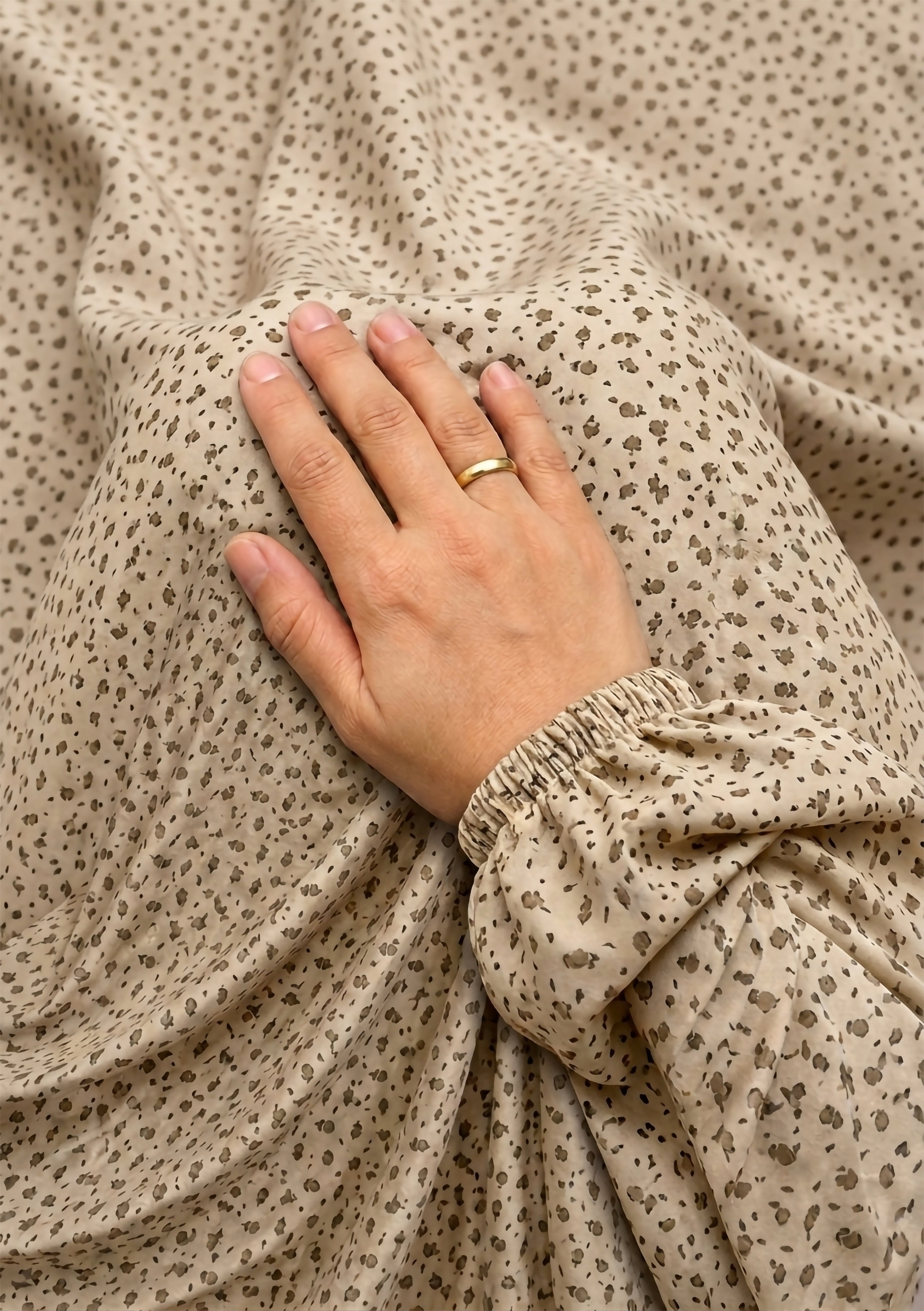 swiss lawn Chaddar in Beige