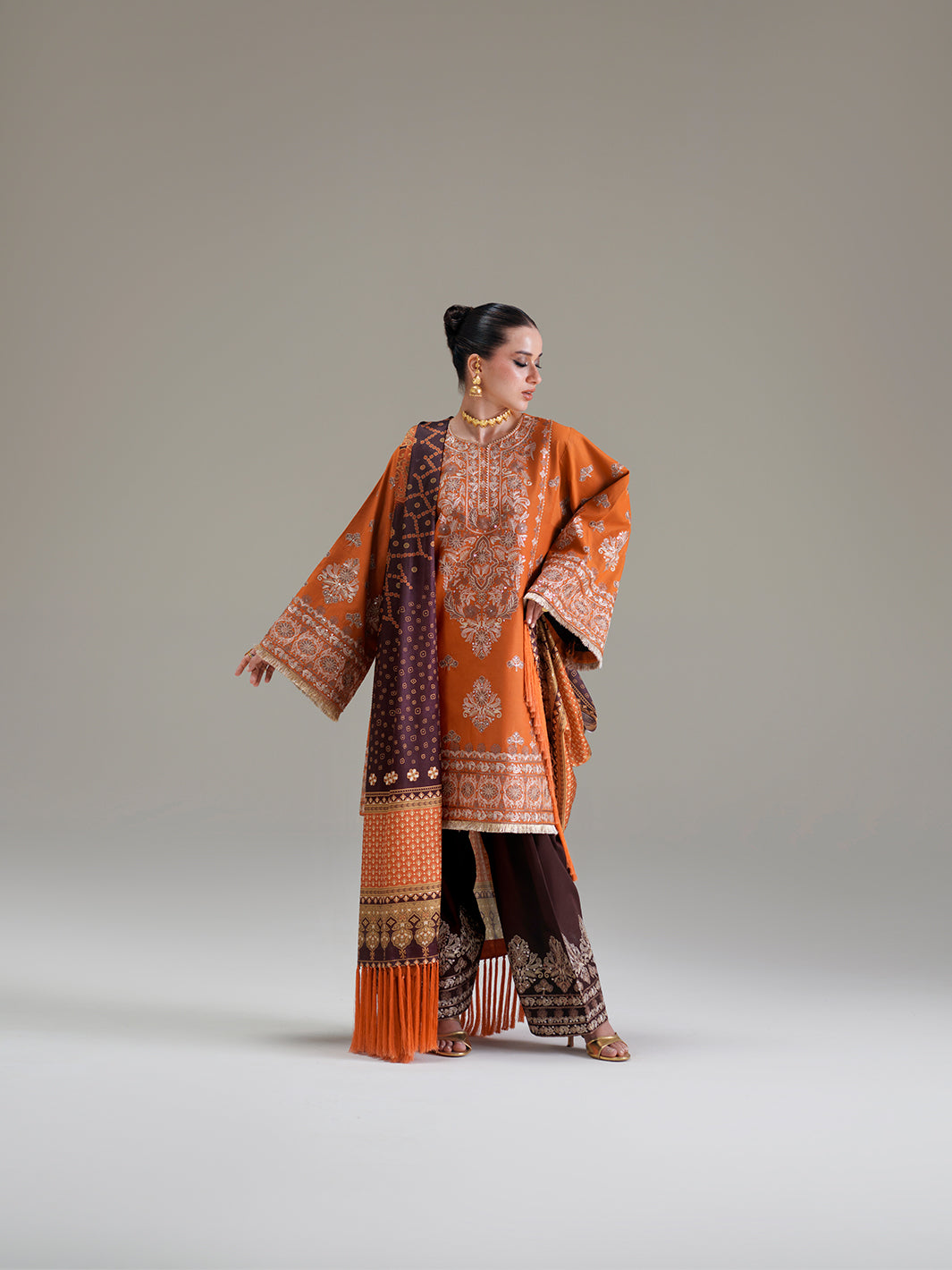 Amour Luxury Lawn – 183-A
