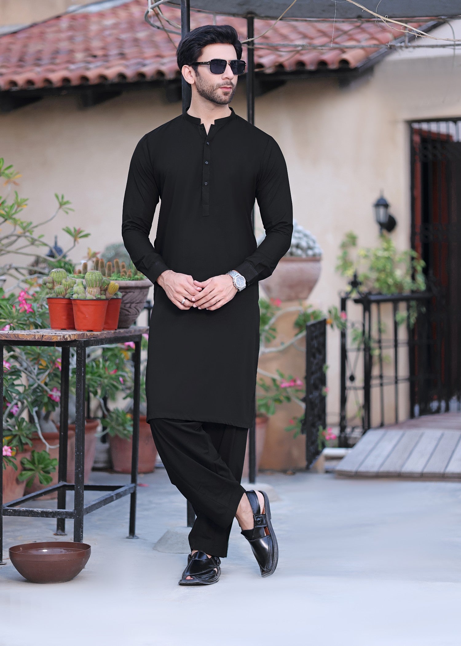 jamawar Waistcoat in Black