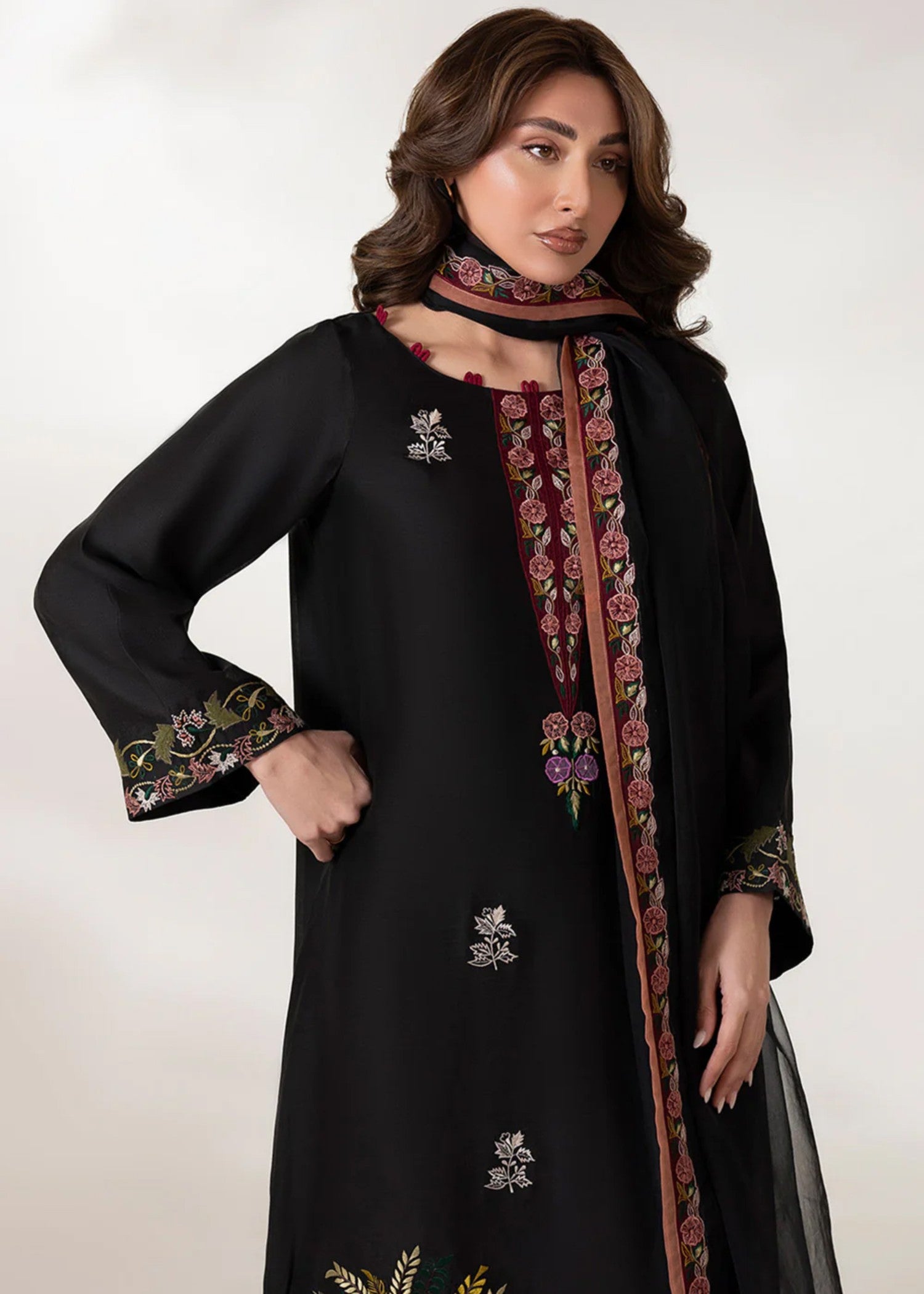 khaddi silk Kaftan in Black