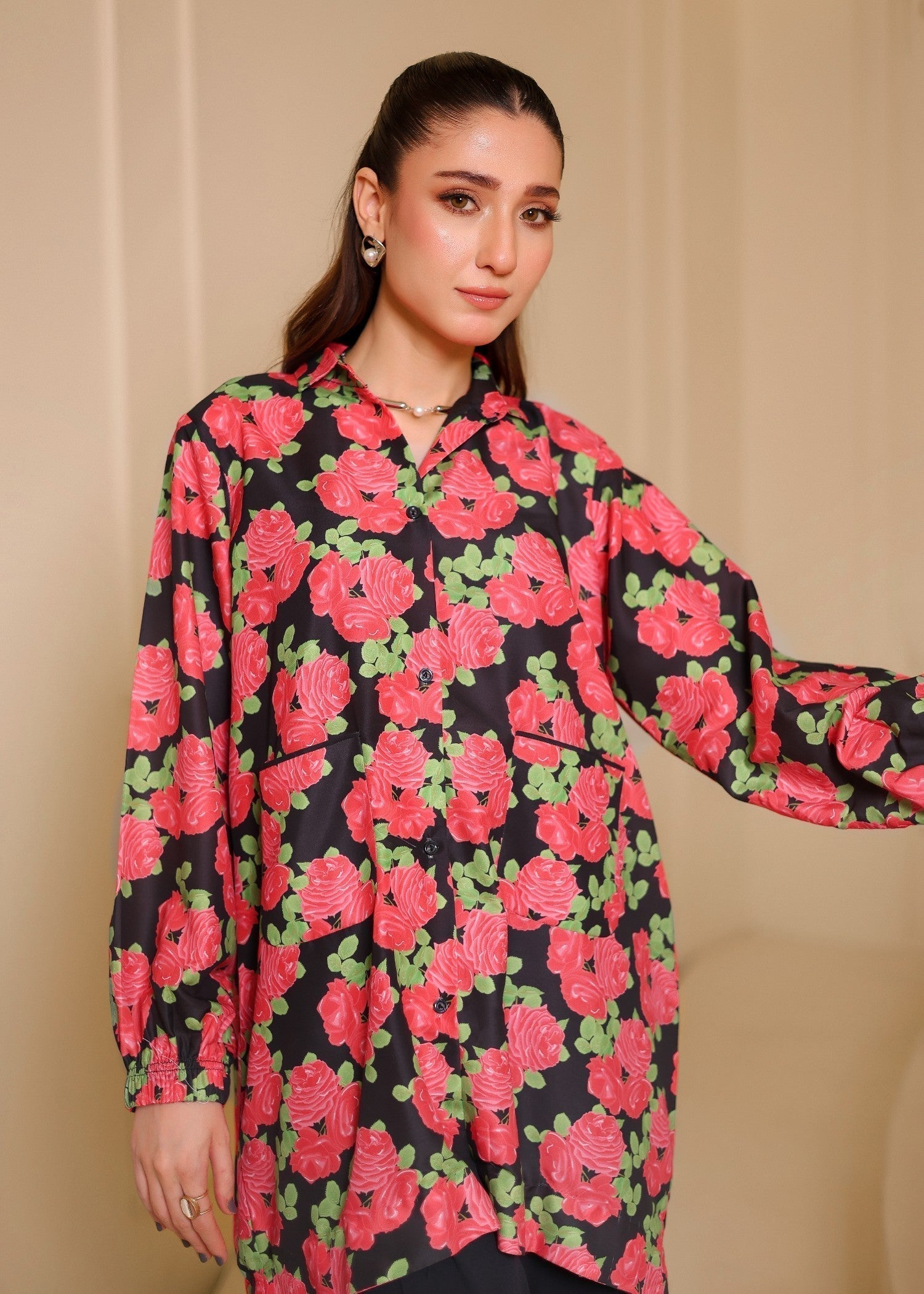 cambric Tunic in Jet black