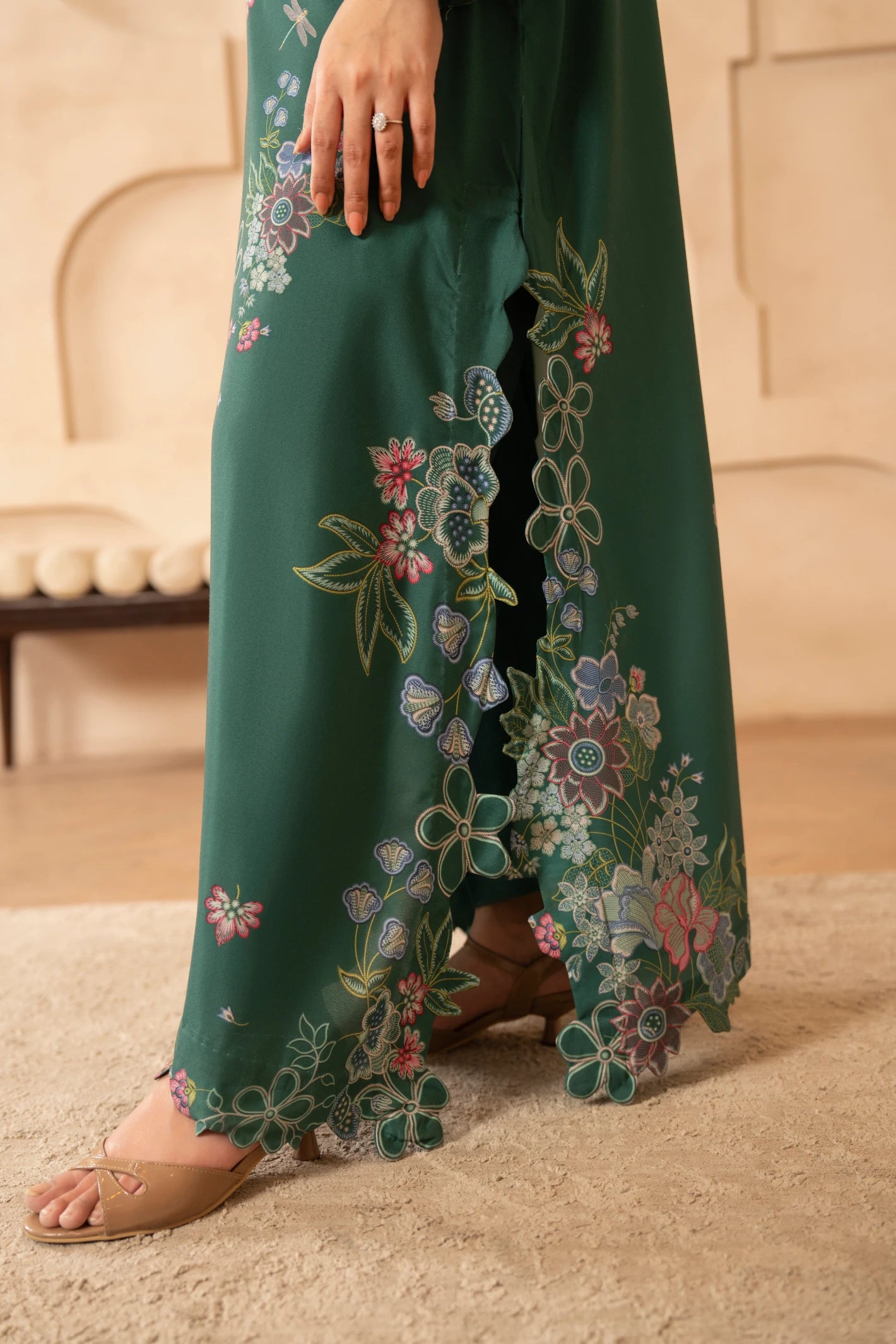 zari lawn Trousers in Bottle green