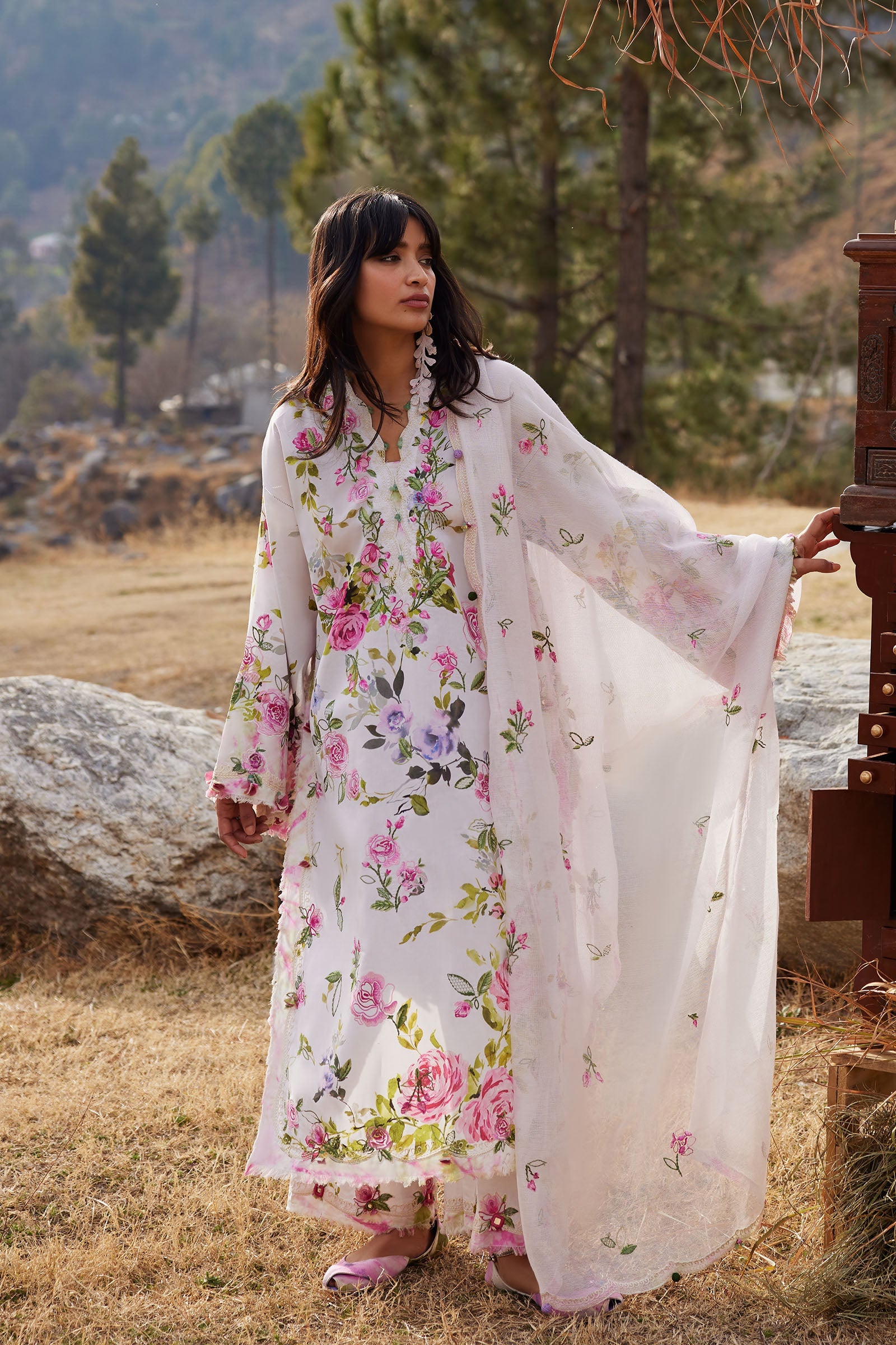 Festive Luxury Lawn – ZL26-11A