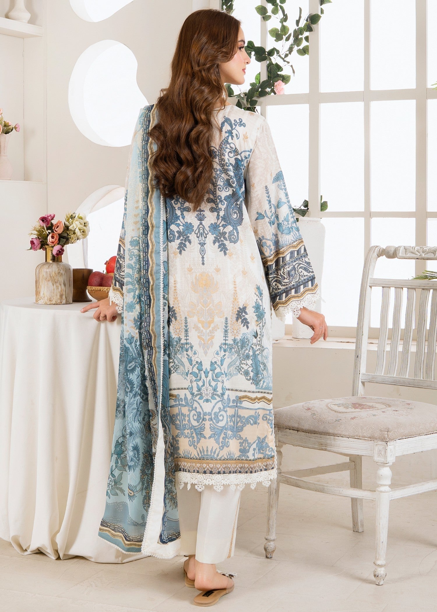 slub lawn Kurta Set in Off-white