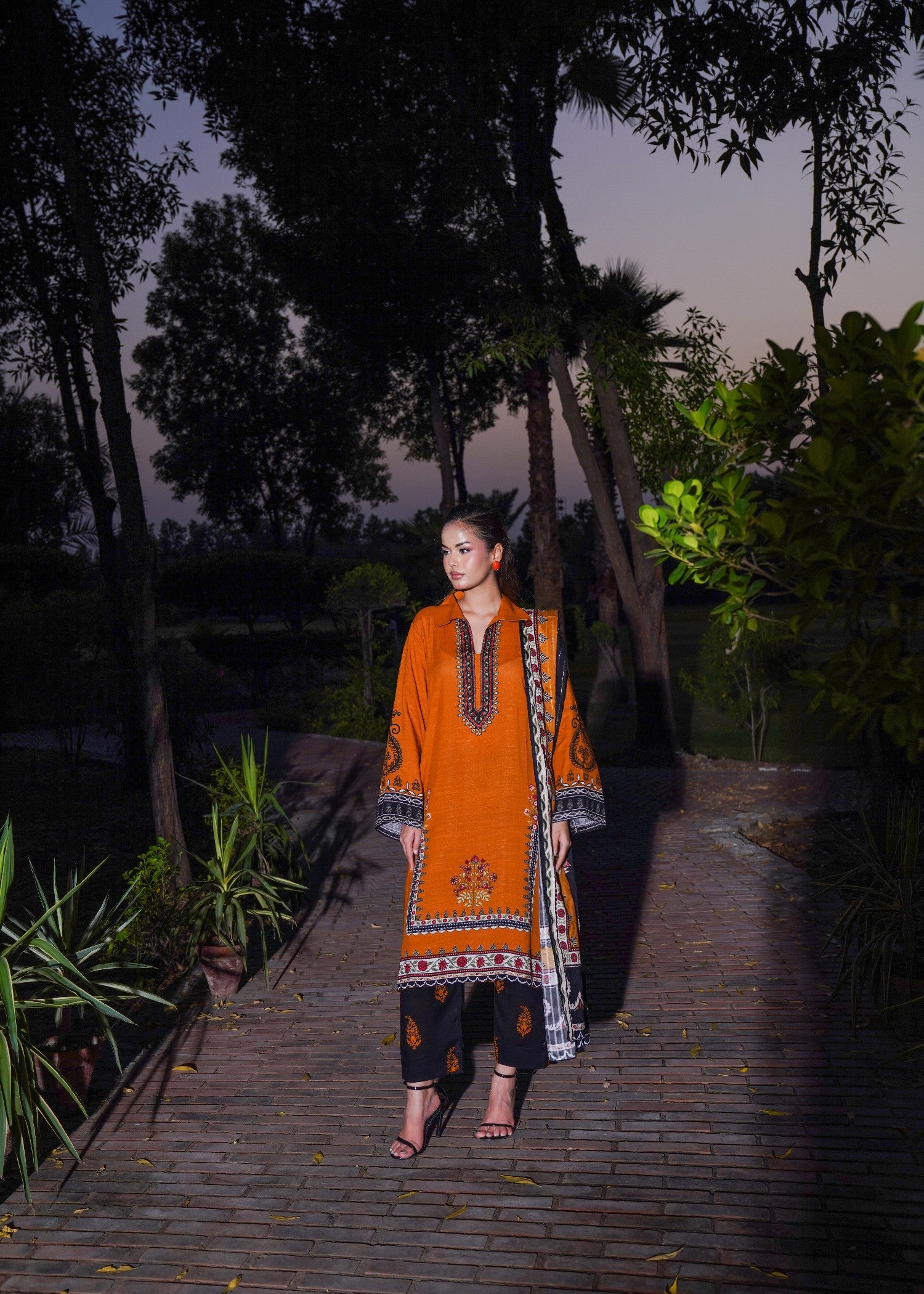 slub khaddar Unstitched in Tangerine