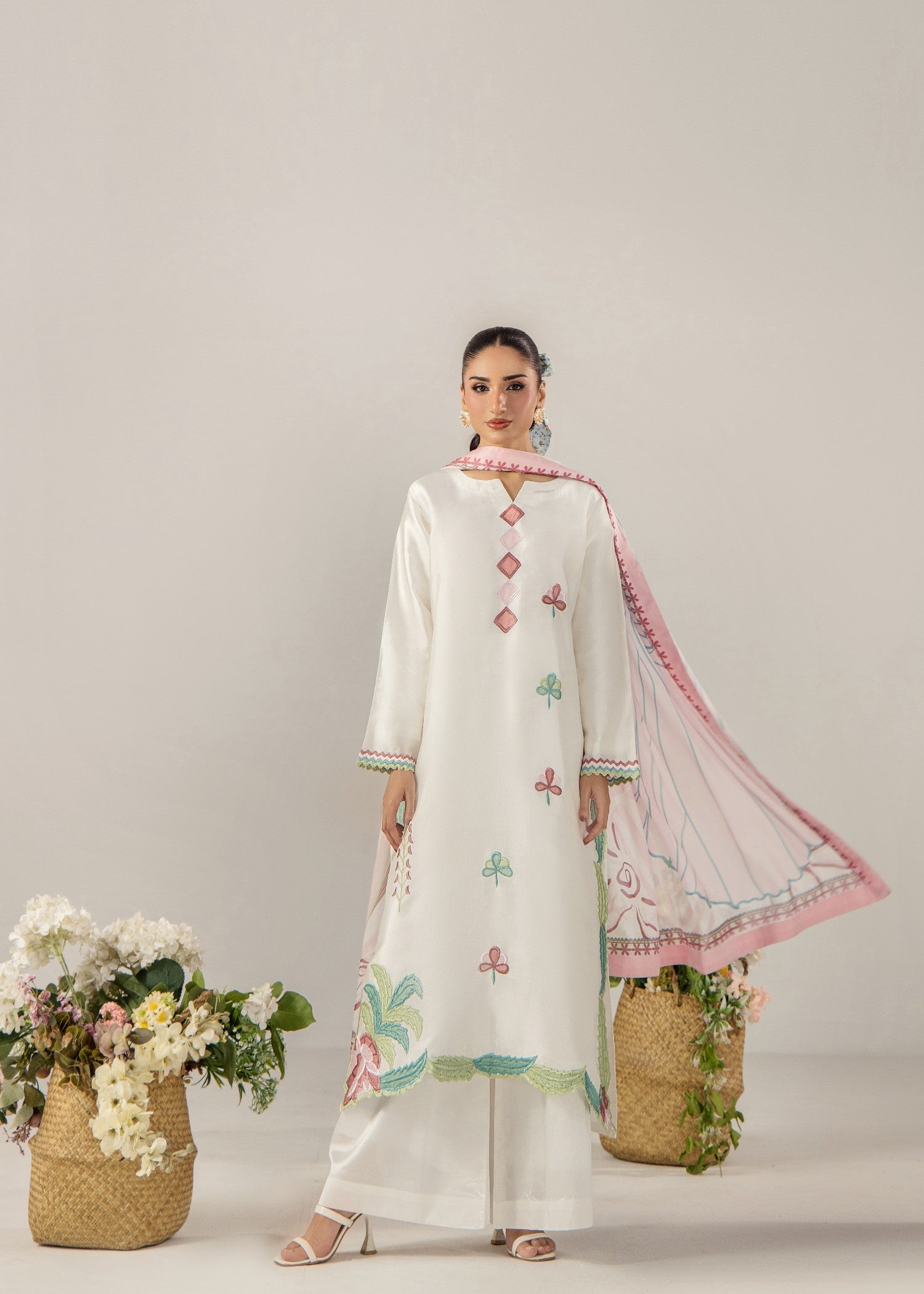 pure silk Kurta Set in White
