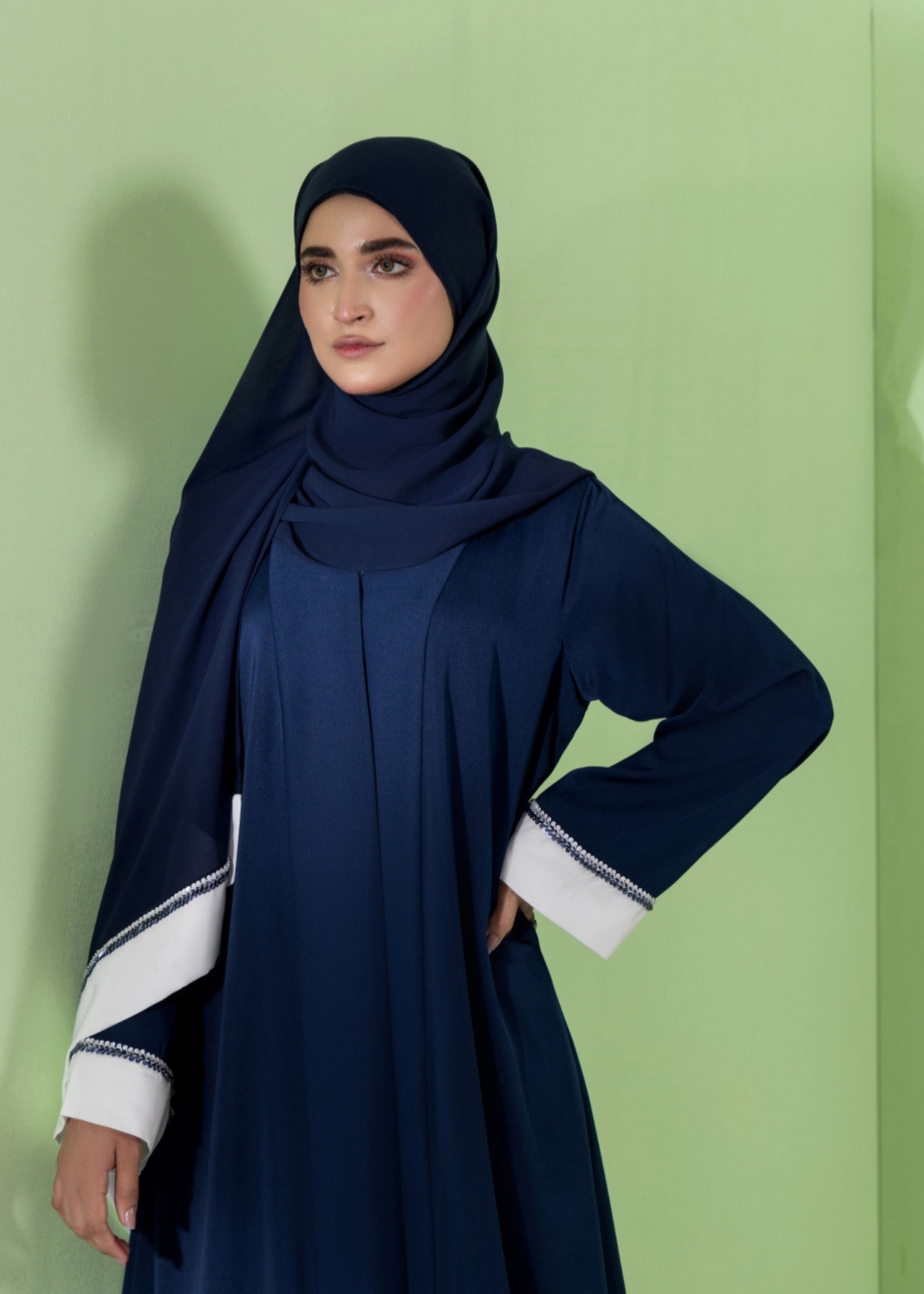 nidha Abaya in Navy blue, midnight blue