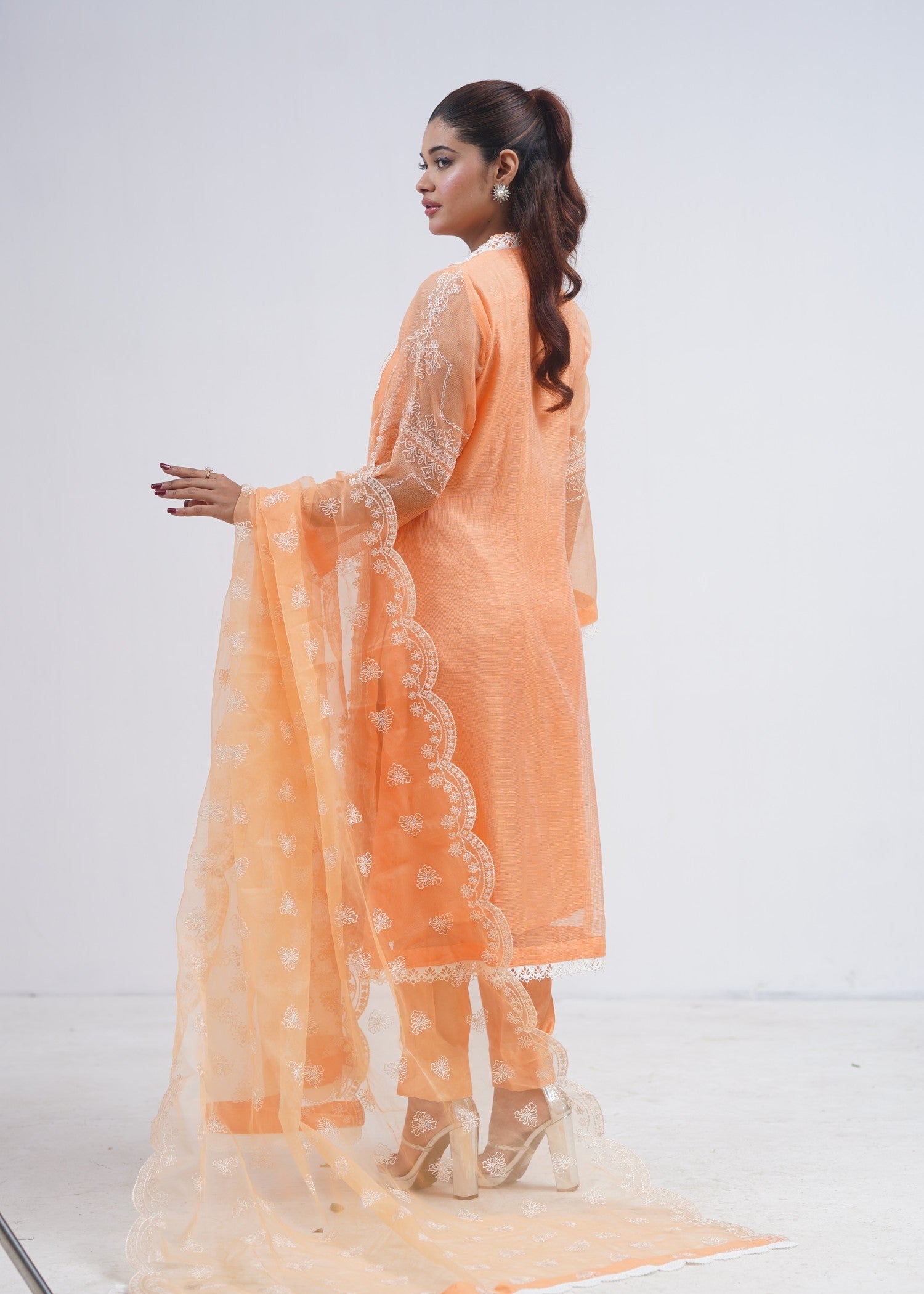 khaddi net Unstitched in Peach pink