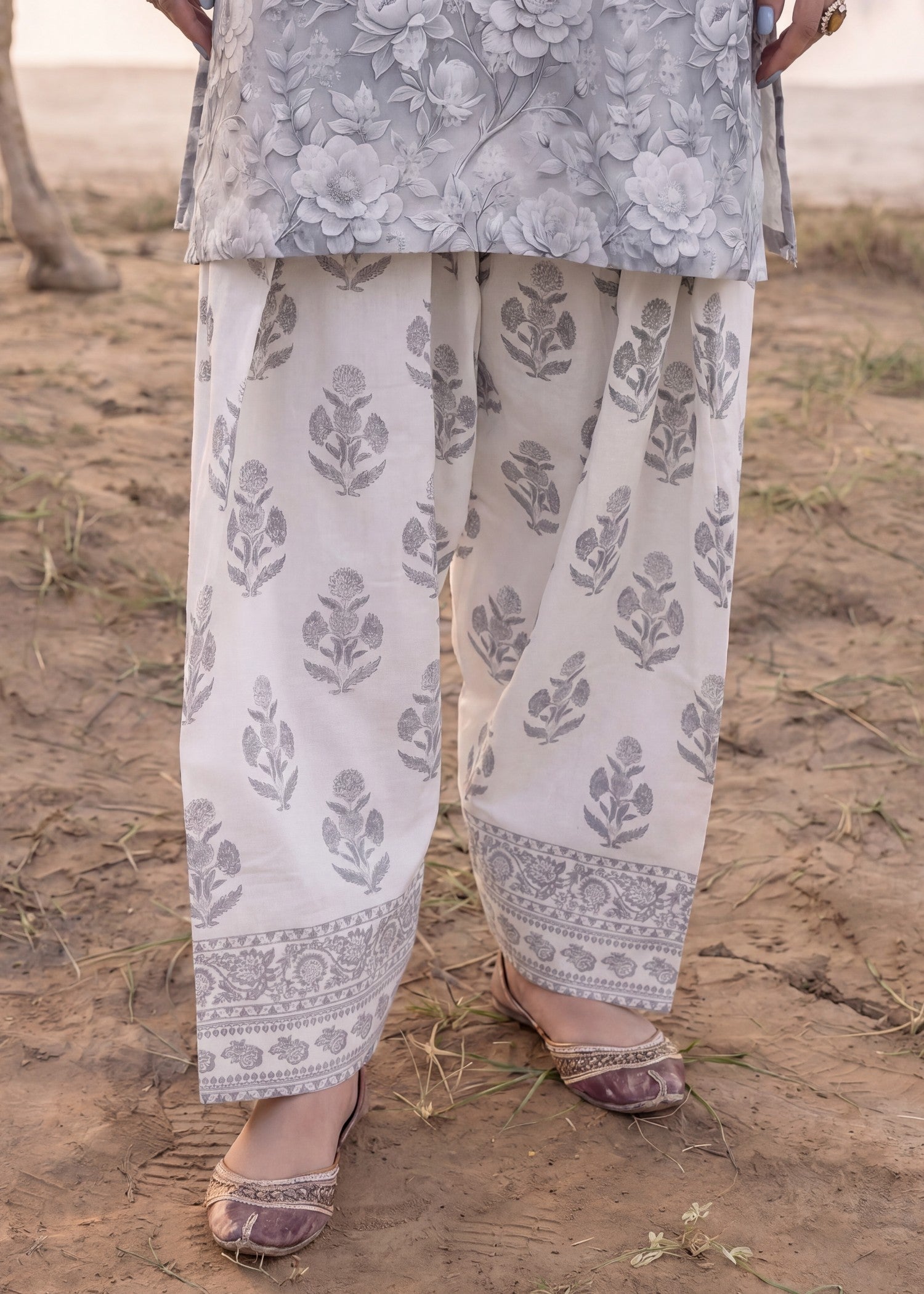 cotton jacquard Kurta Set in Dark grey