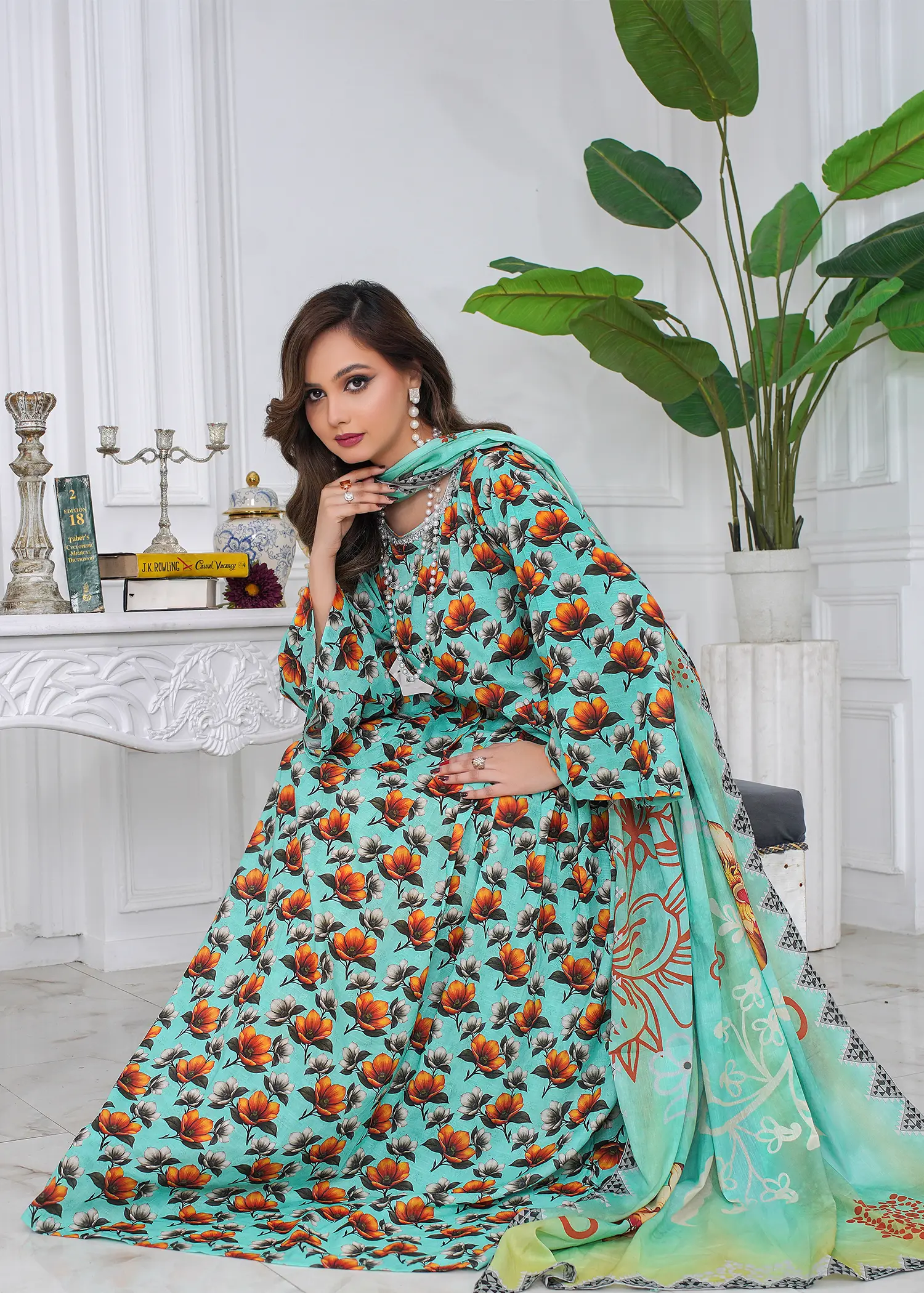 lawn Pishwas in Electric blue