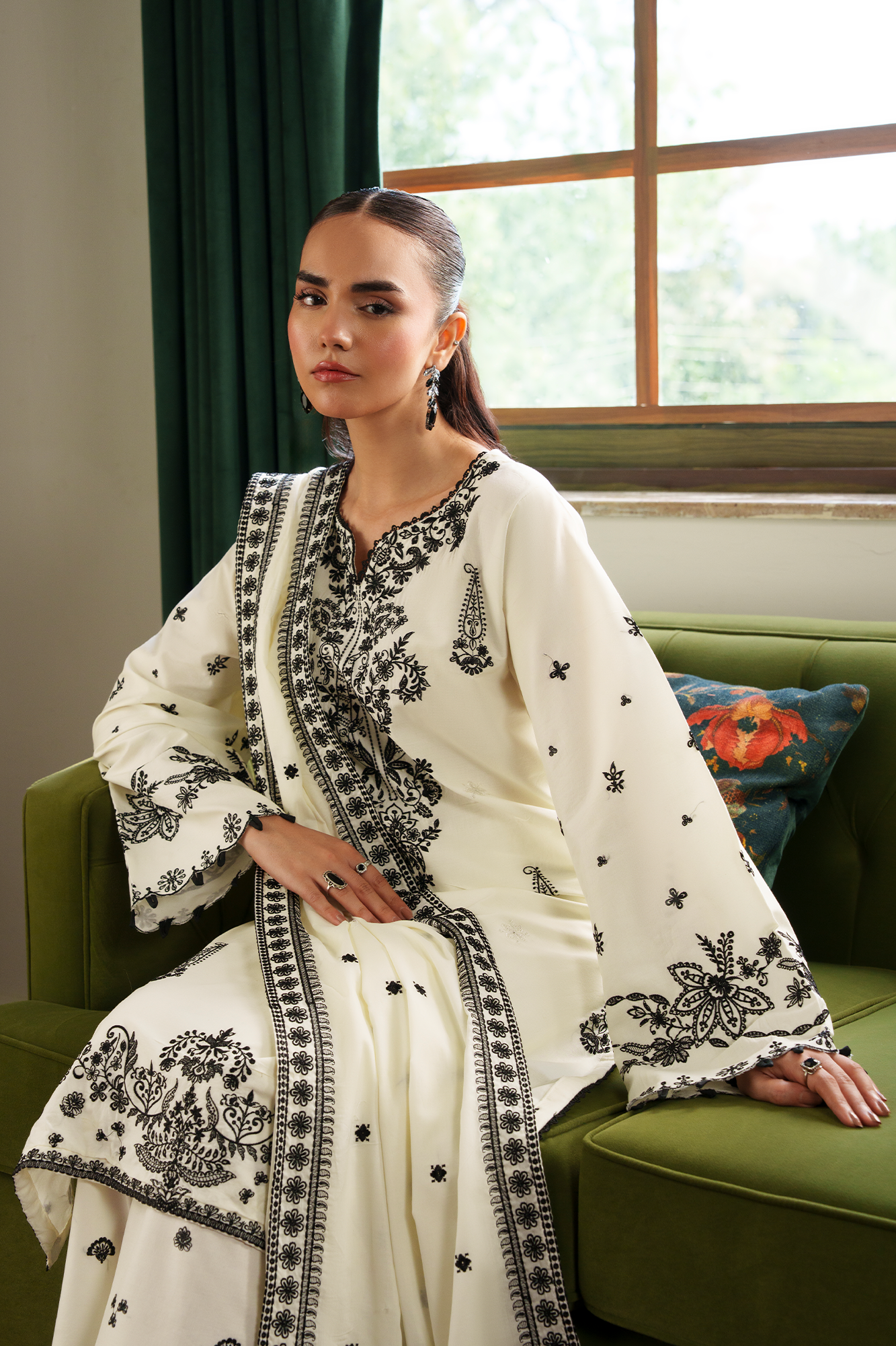 Pret Eid Edit RTW – Seren