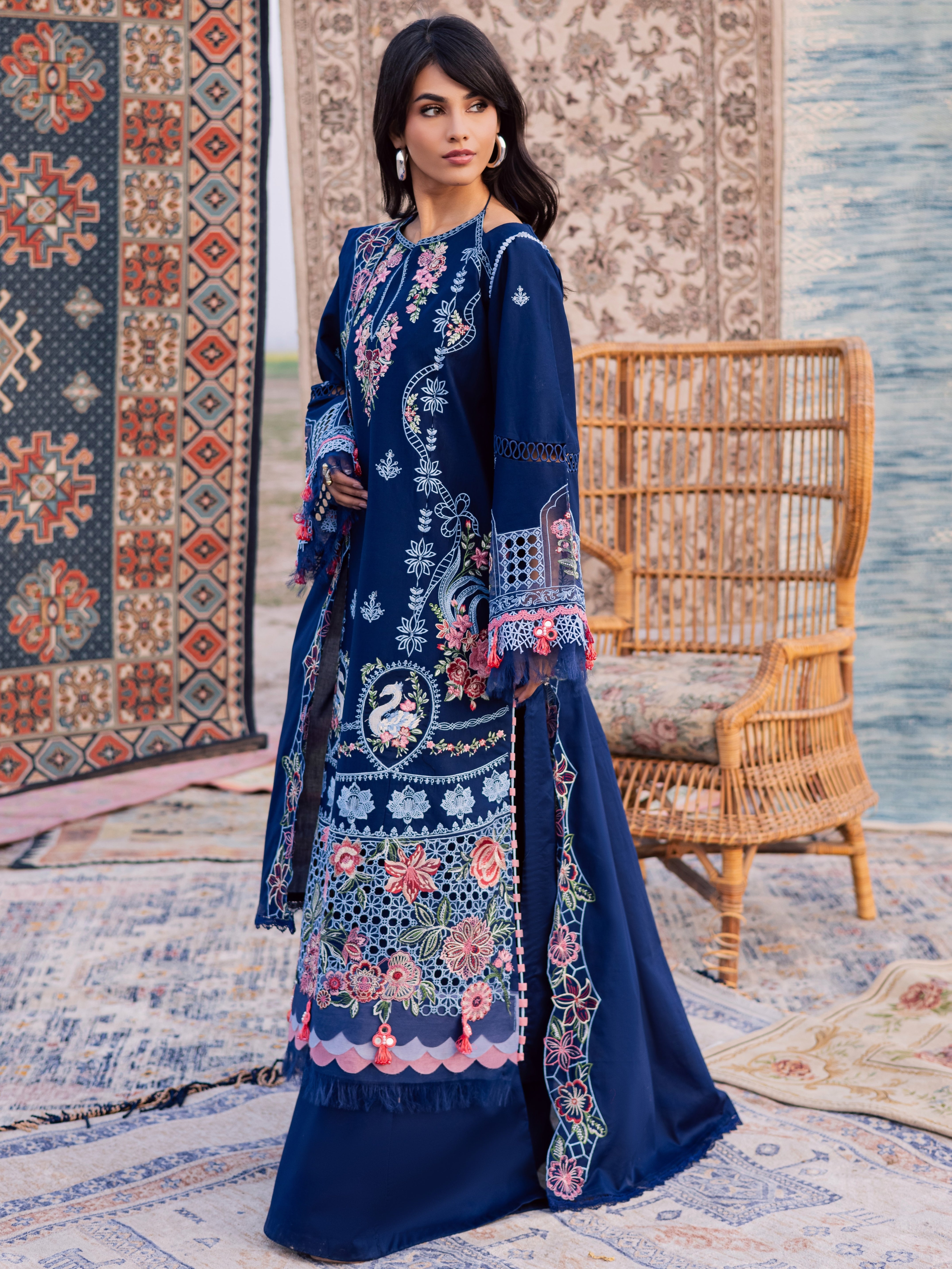 Dil-e-Raqsum Lawn – DQ-04