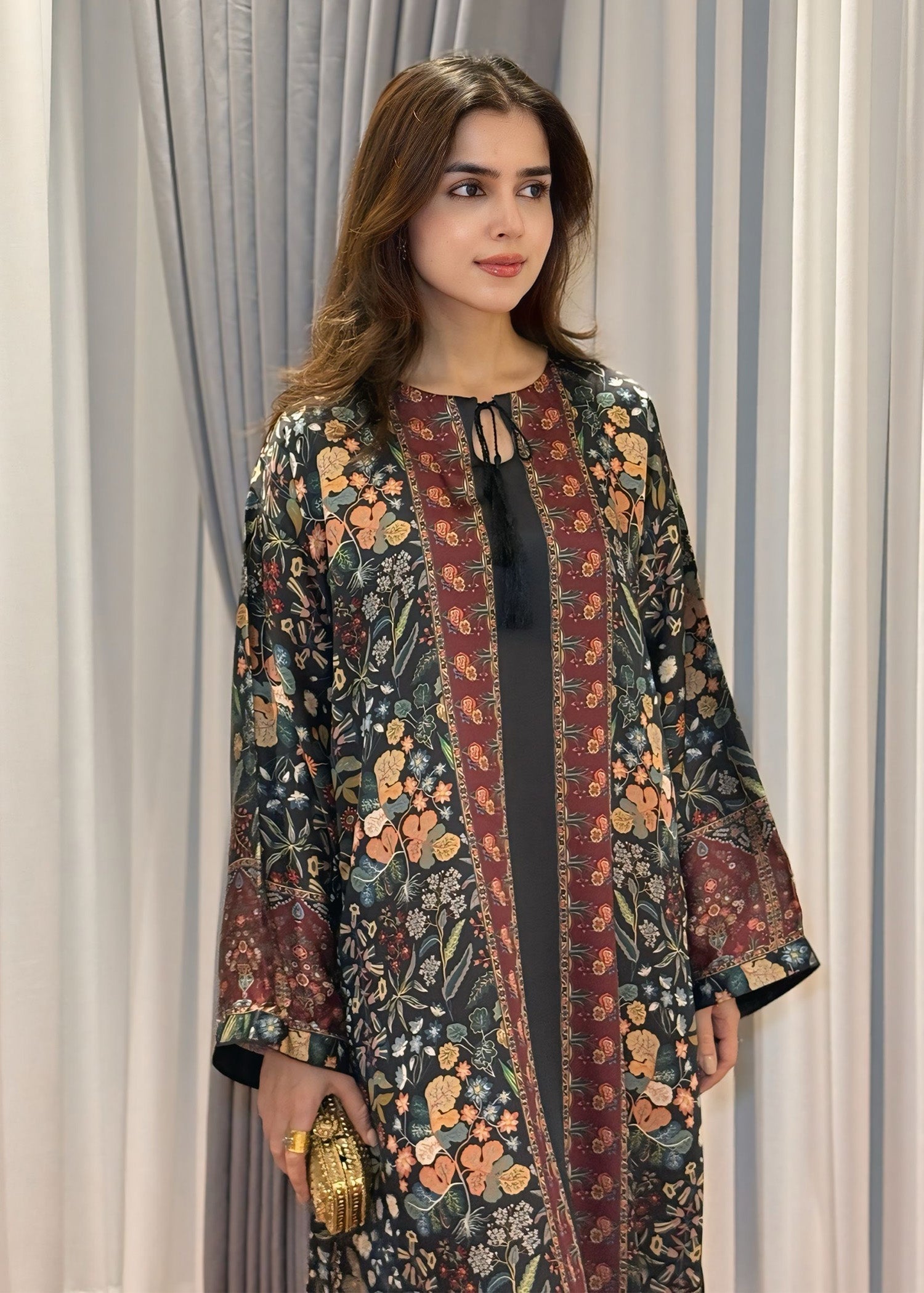 satin silk Kaftan in Black