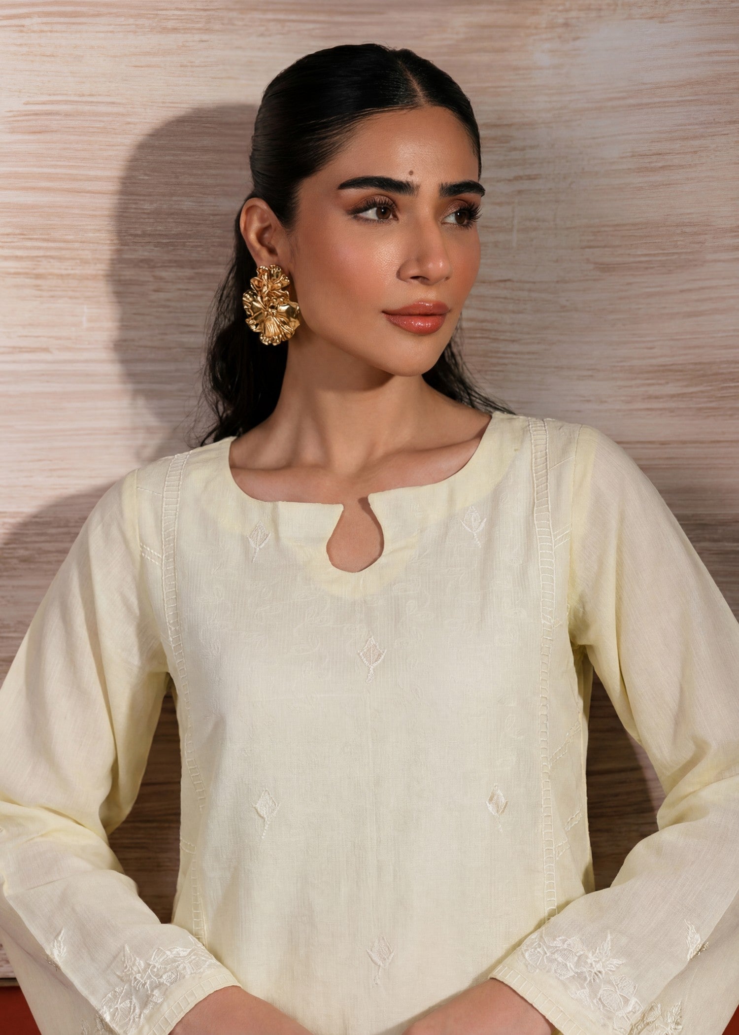 textured lawn Kurta Set in Off-white