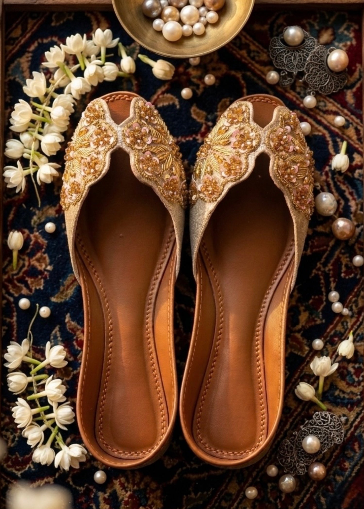 Khussa in Gold by - High Quality Women Khussa DPK0061