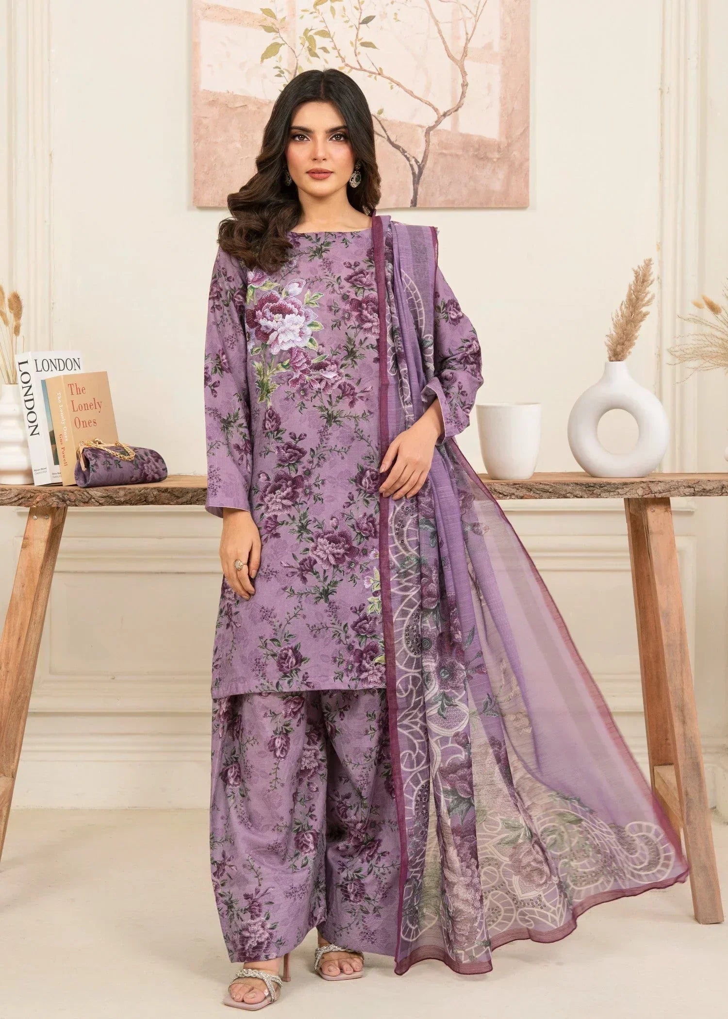 textured lawn Kurta Set in Lavender