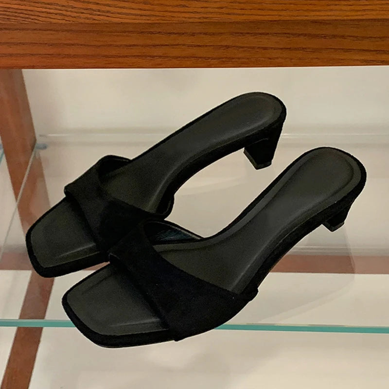 NEILY SLIPPERS