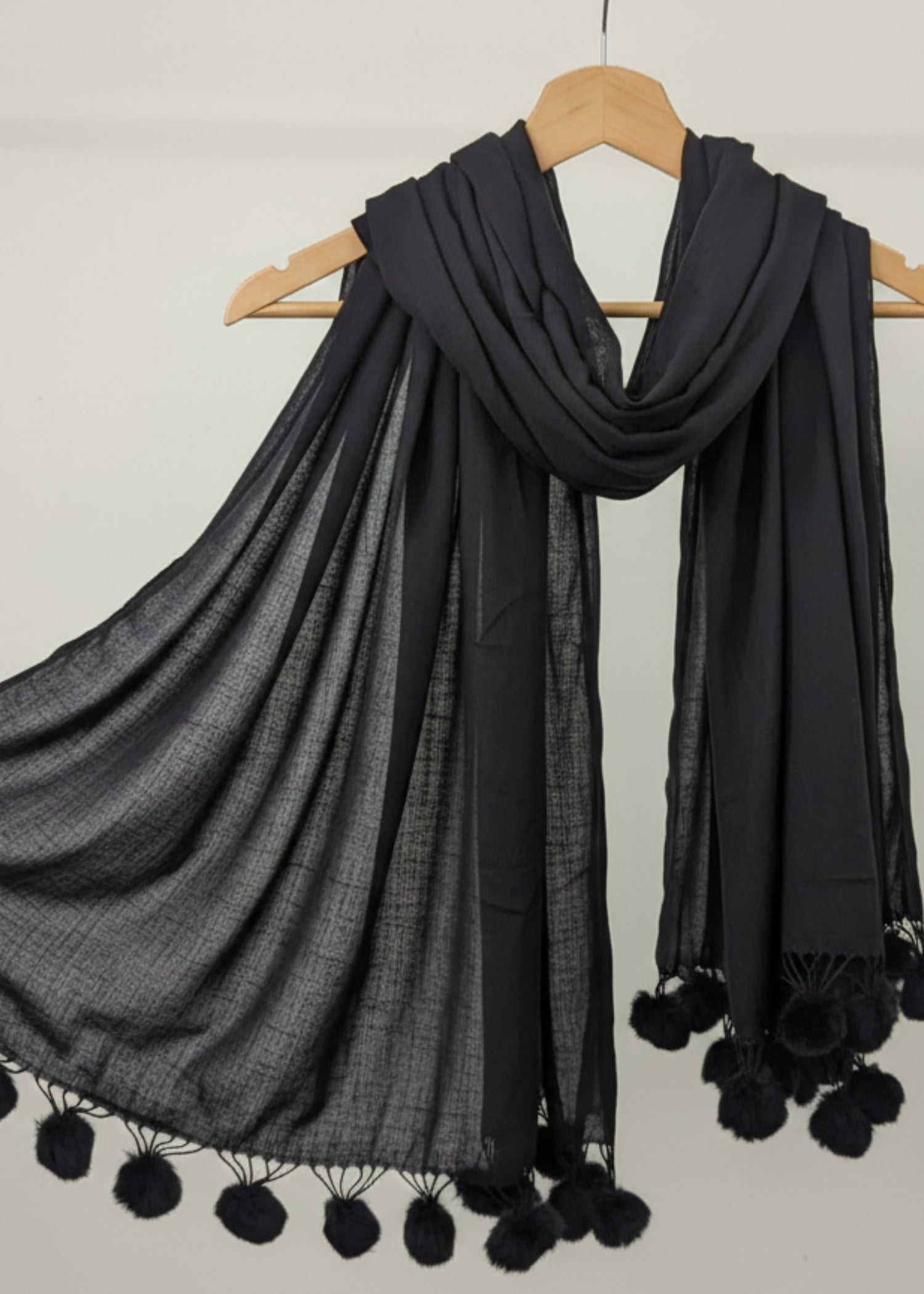 viscose Hijab in Charcoal black