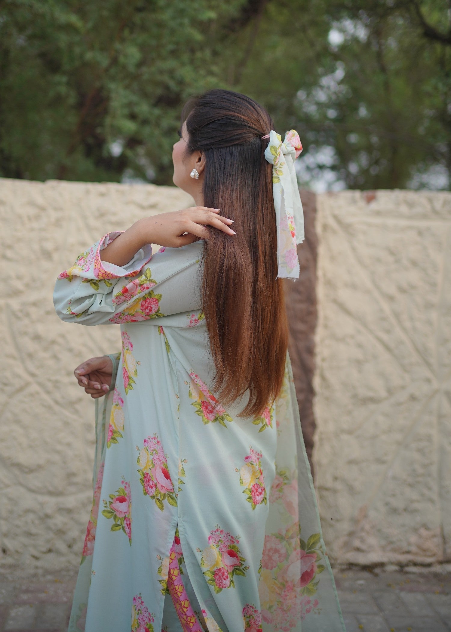 swiss lawn Kurta Set in Pastel green