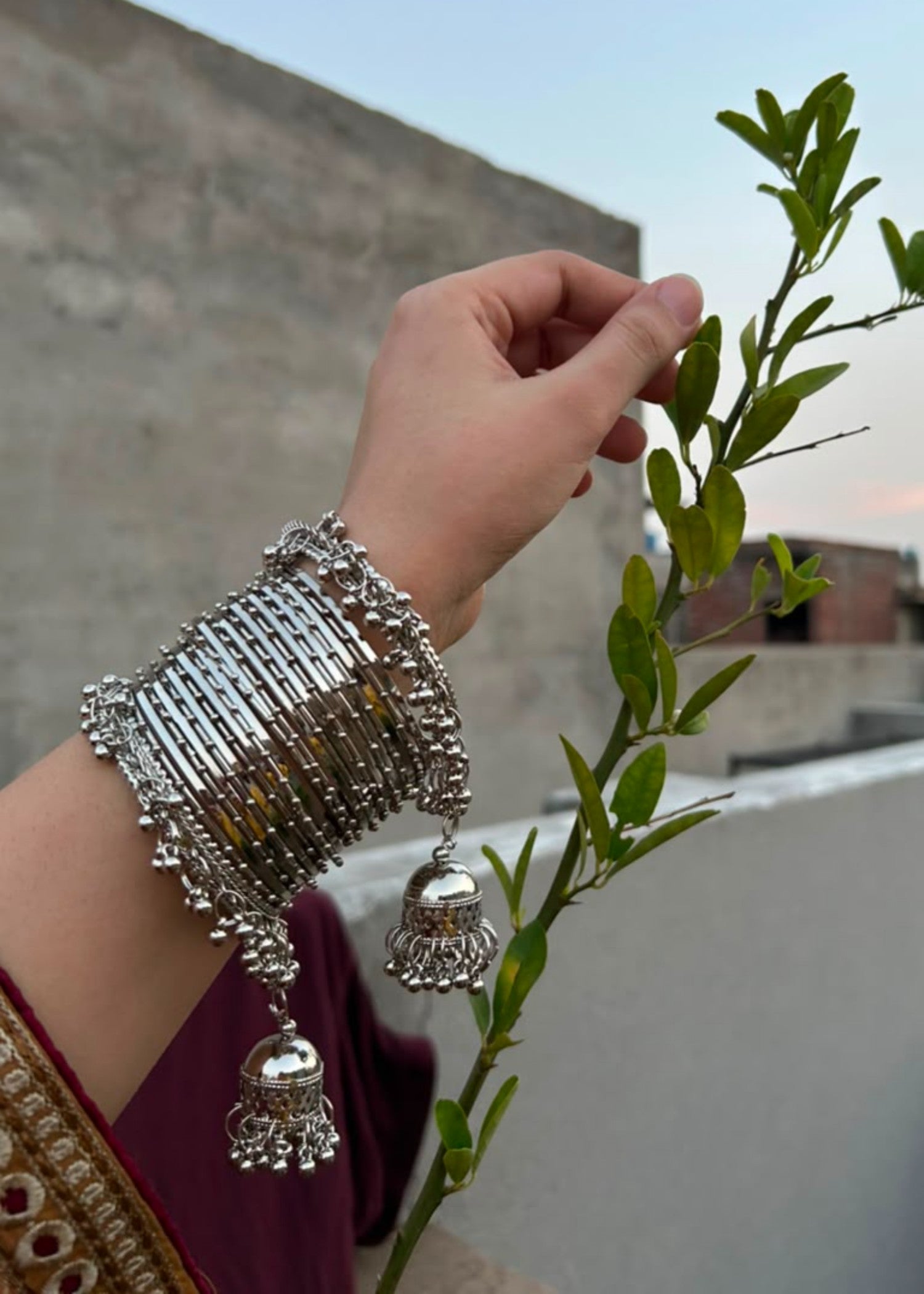 Bangles in Silver Color by - Trendy Women Bangles JJD1766