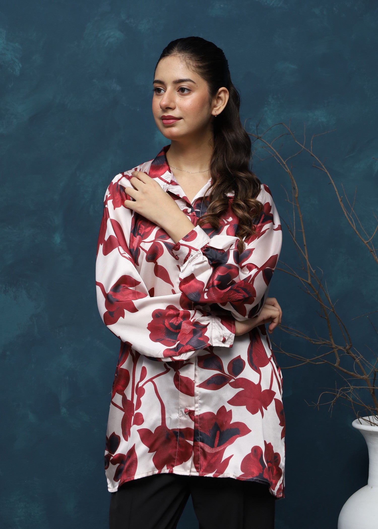 silk Top in Blood red, crimson, ivory