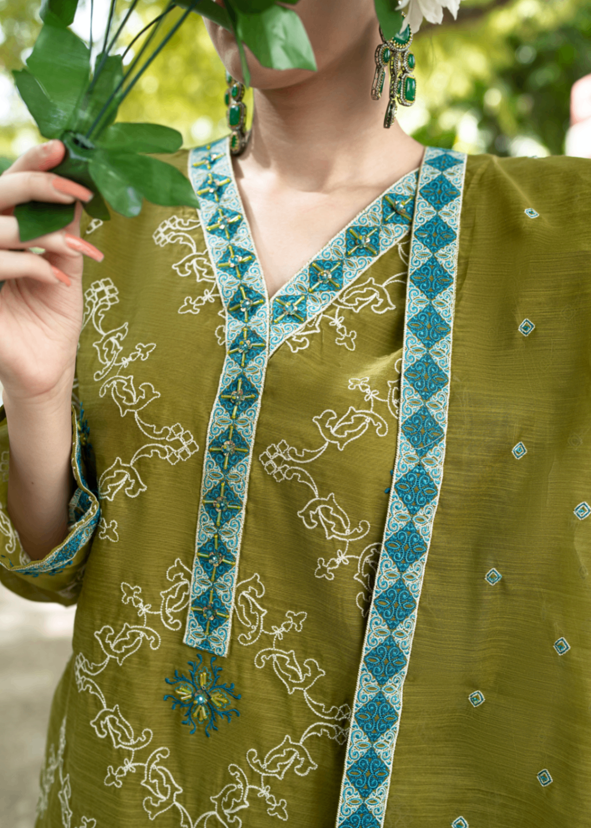 zari organza Kurta Set in Olive green