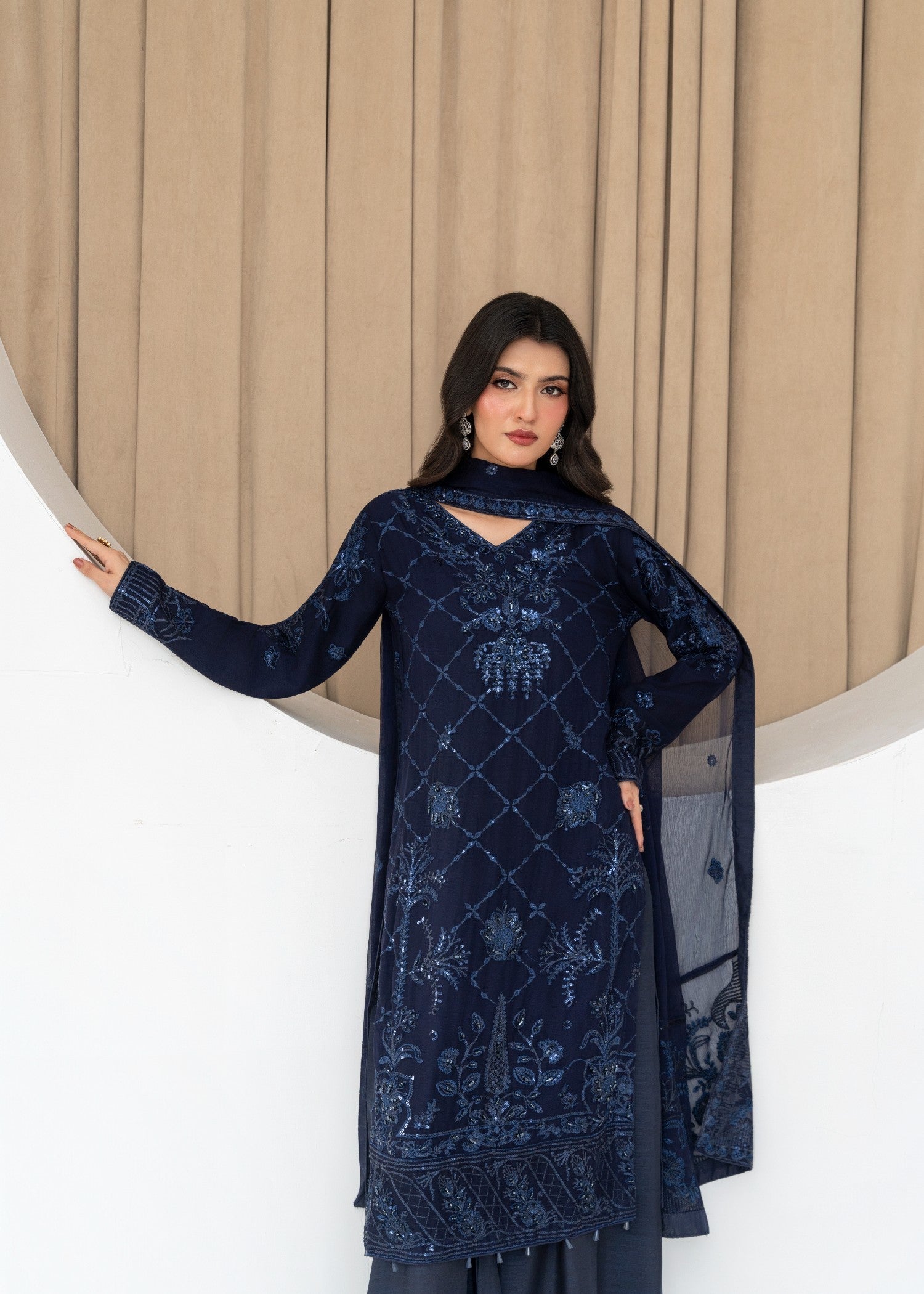 crinkle chiffon Kurta Set in Navy blue