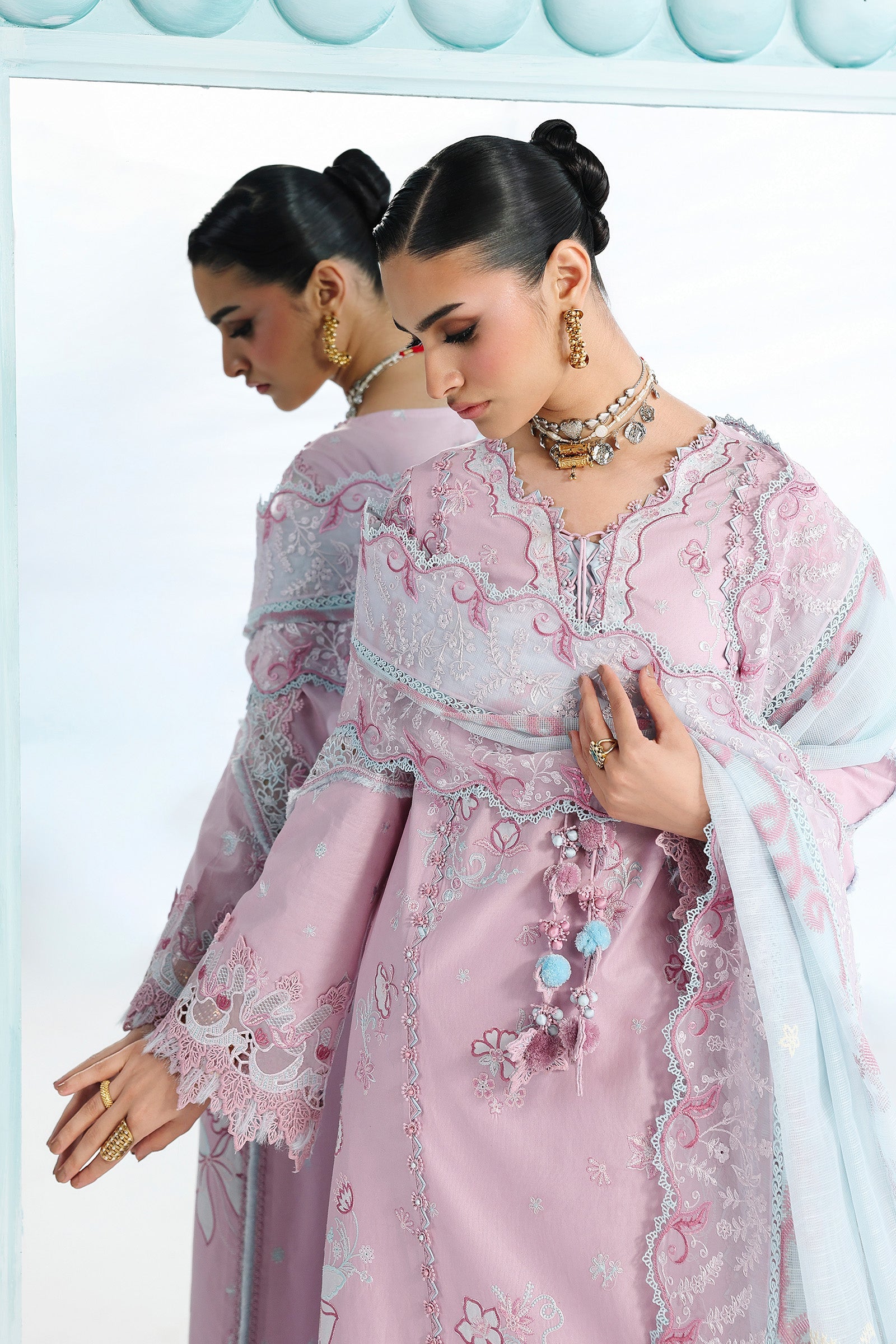 Festive Luxury Lawn – QFL-02 ISANE
