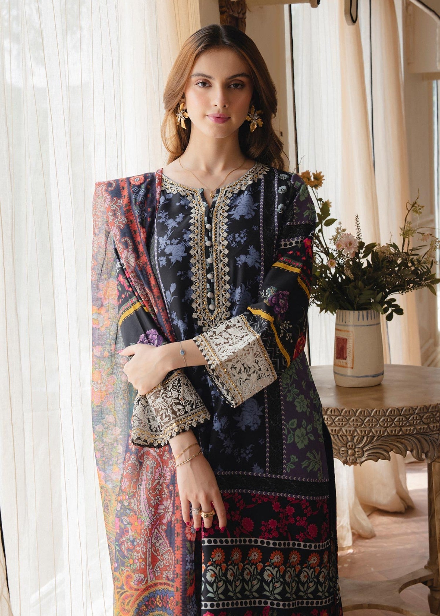 silk crepe Kurta Set in Black, midnight blue, maroon
