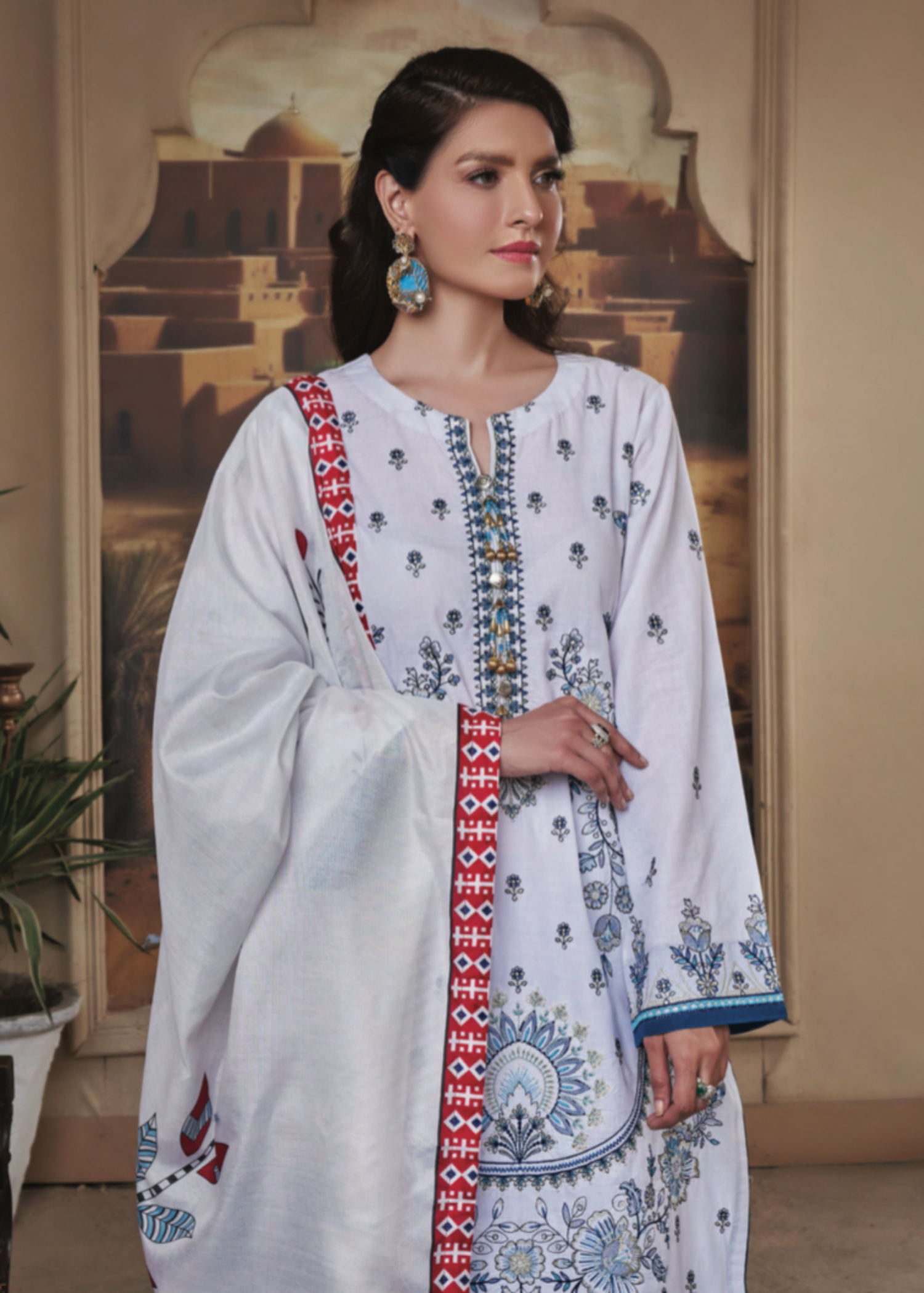 lawn Kurta Set in Silver