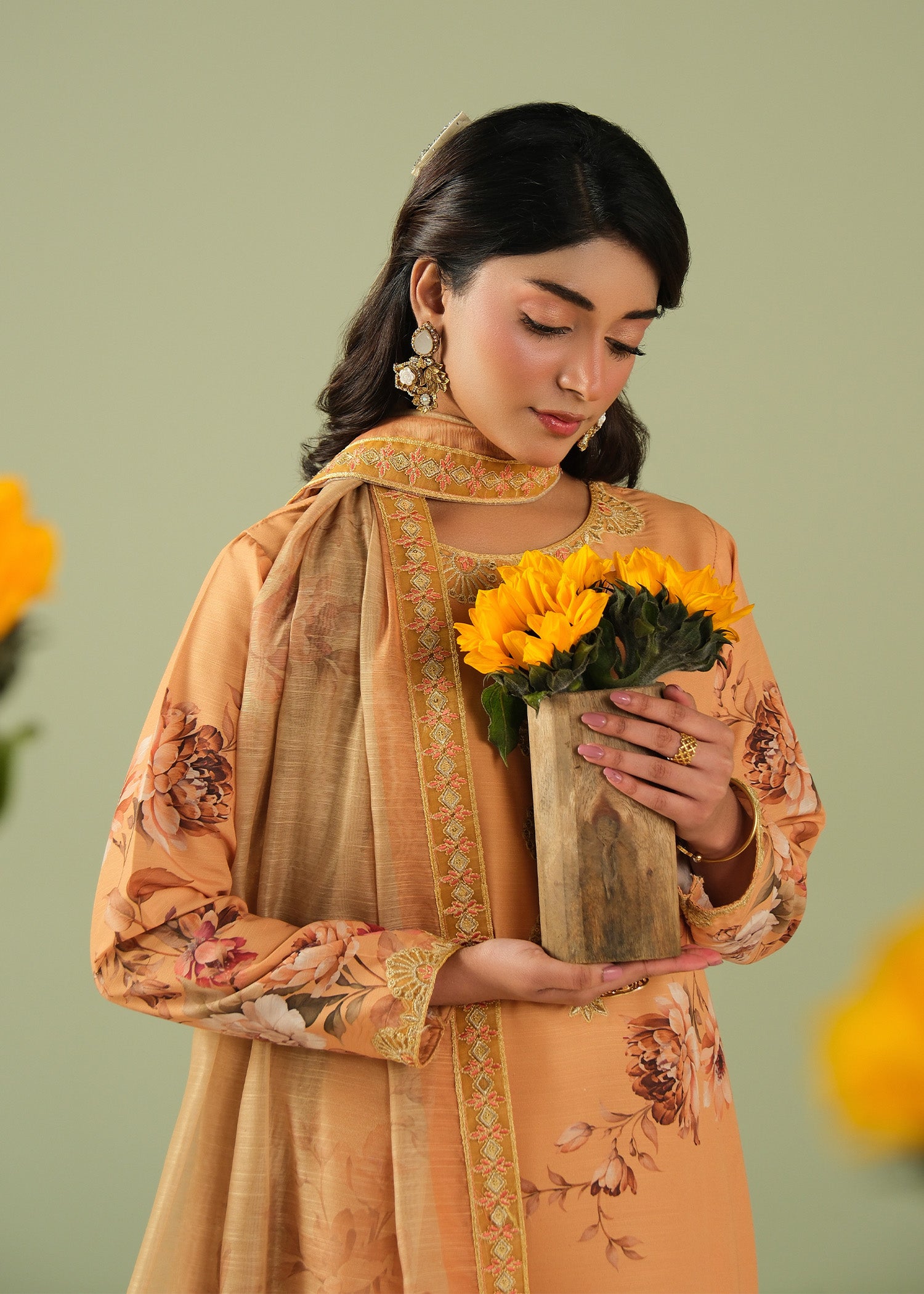 raw silk Kurta Set in Yellow-orange