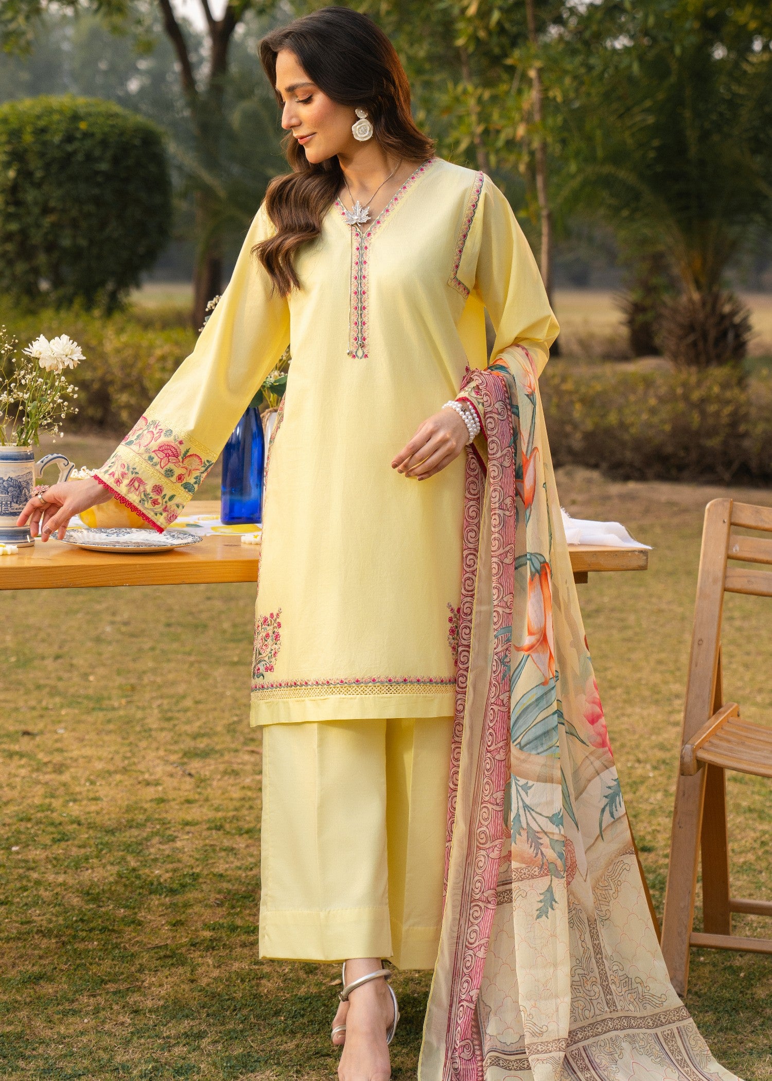 lawn Kurta Set in Pastel pink, light yellow