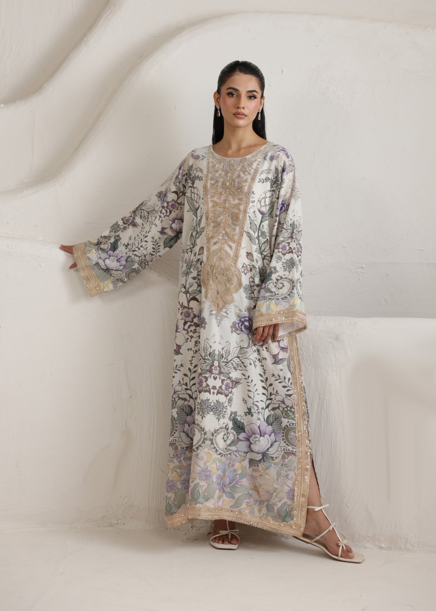 raw silk Kaftan in White