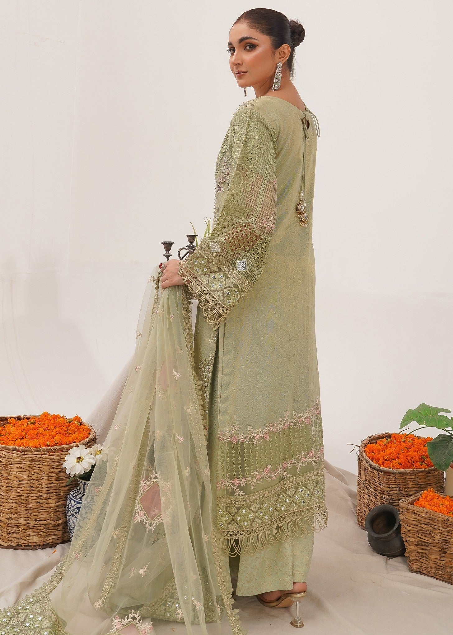 karandi Kurta Set in Green