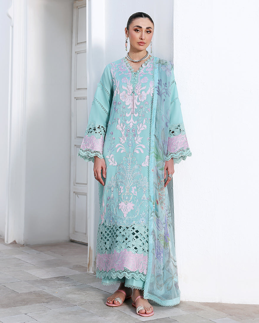 Floral Reveire Lawn – Dewy Mist