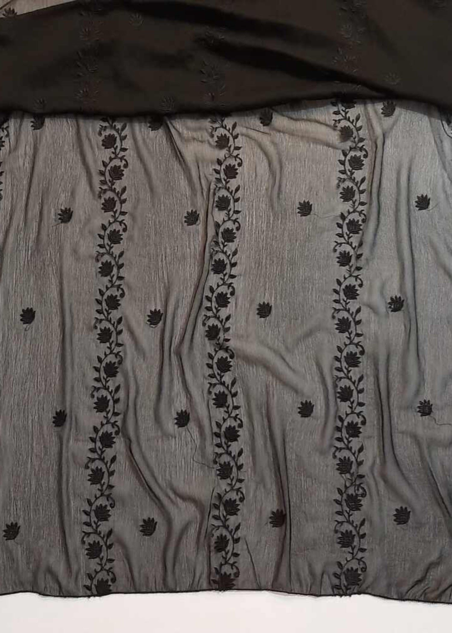 Dupatta in Black Color by - Trendy Women Dupatta LEB6103
