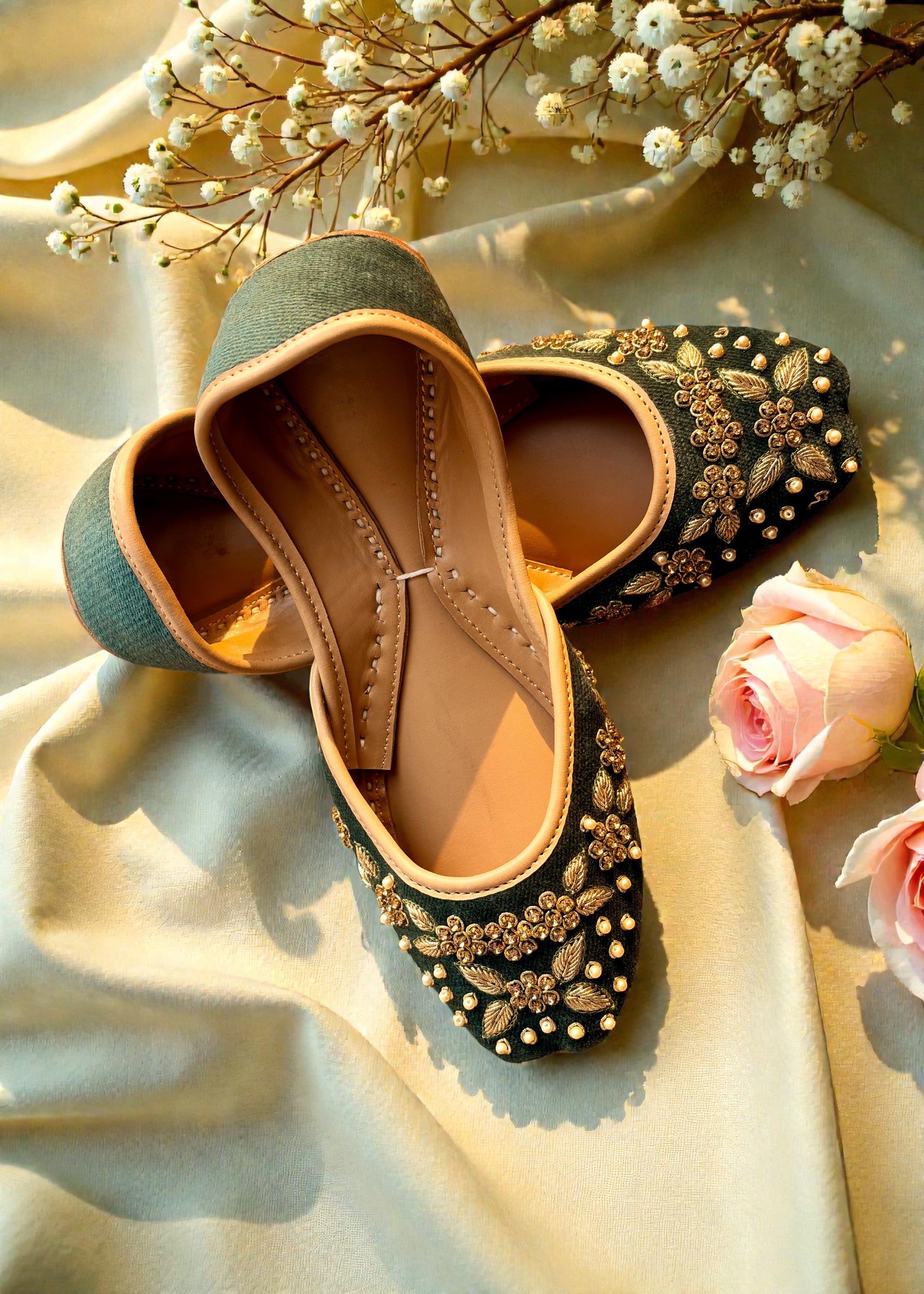 Khussa in Dark green by - High Quality Women Khussa PAM9158