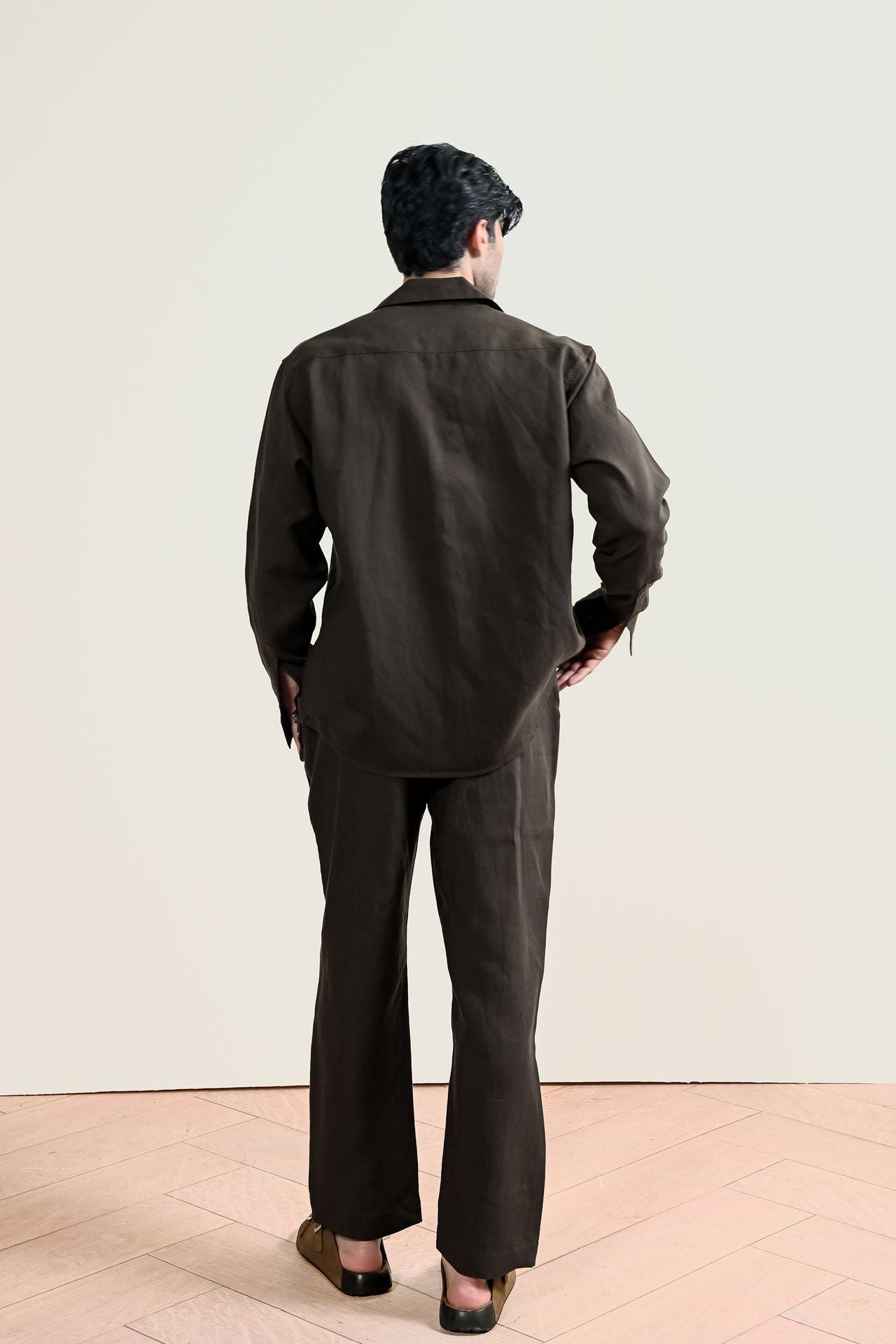 linen Pants in Coffee brown