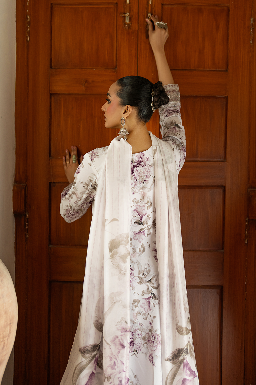 silk finish lawn Pishwas in White