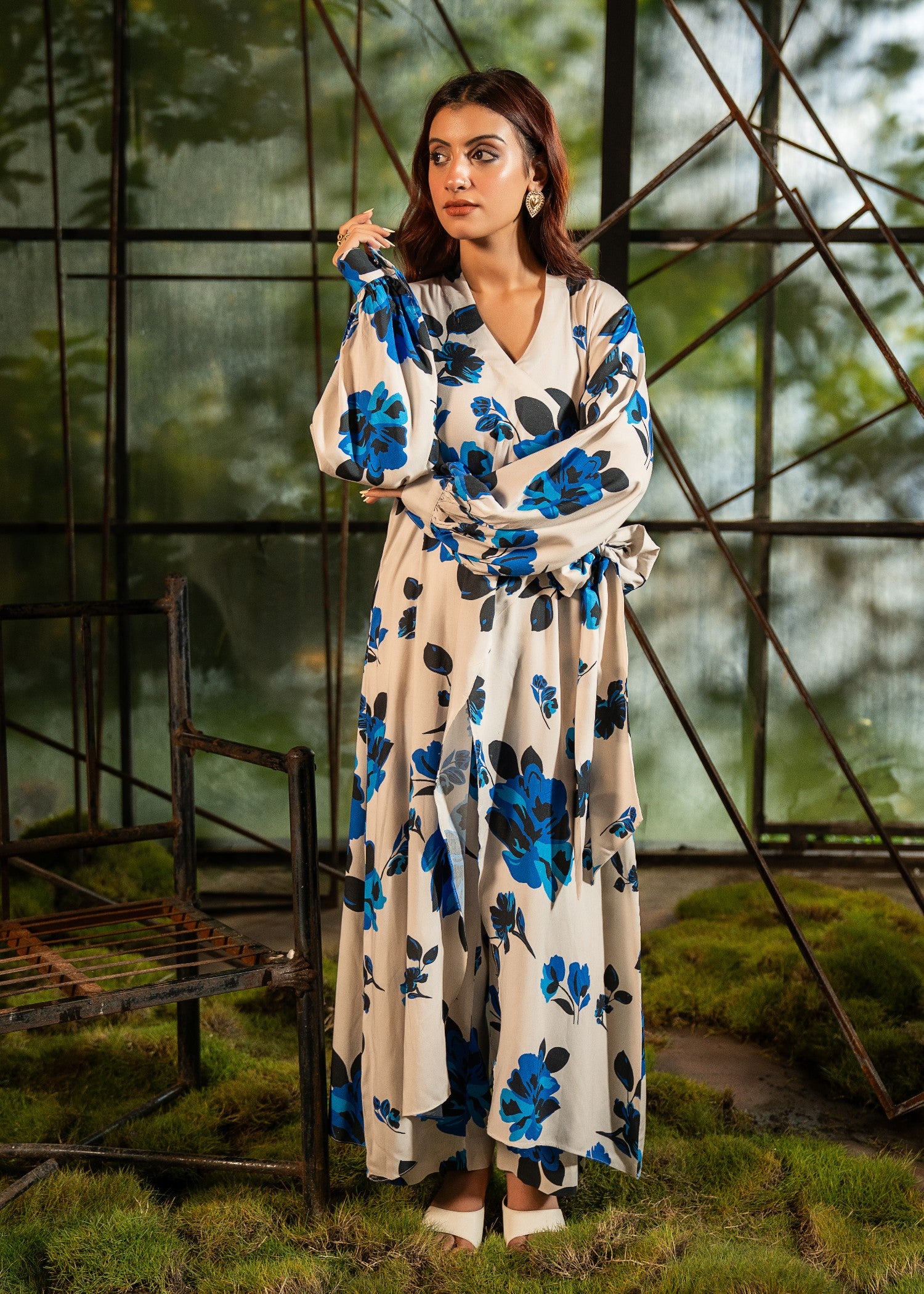 pure viscose Maxi in Off-white, sapphire blue