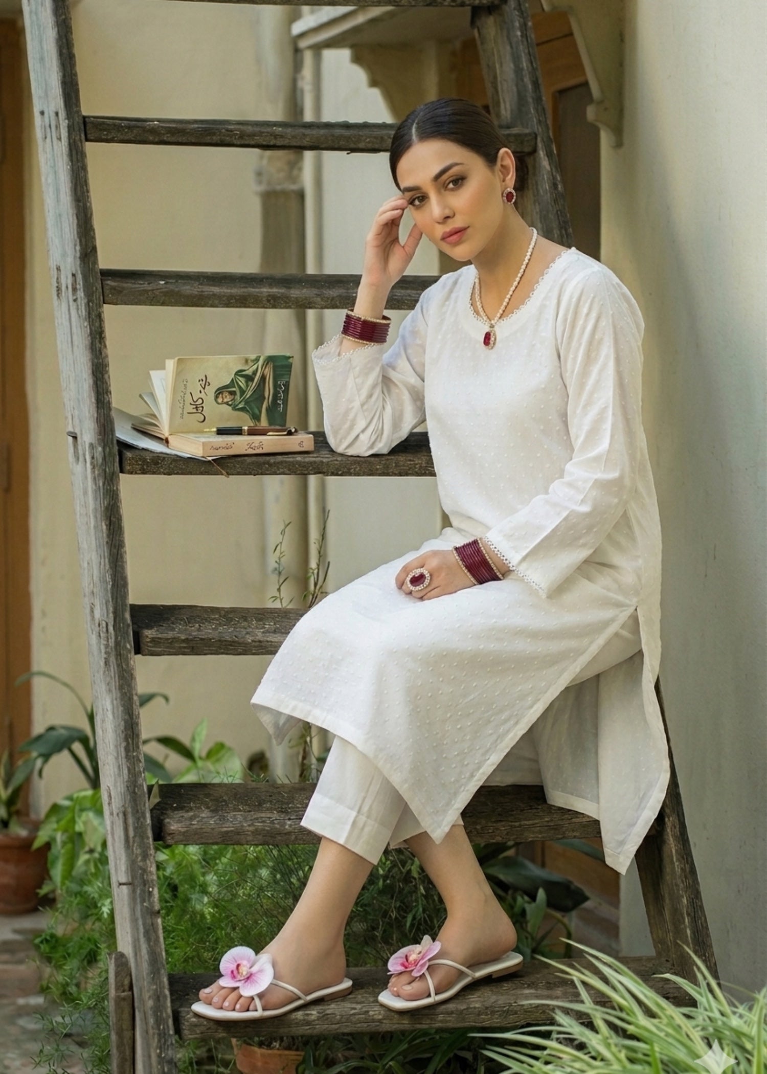 arabic lawn Kurti in White