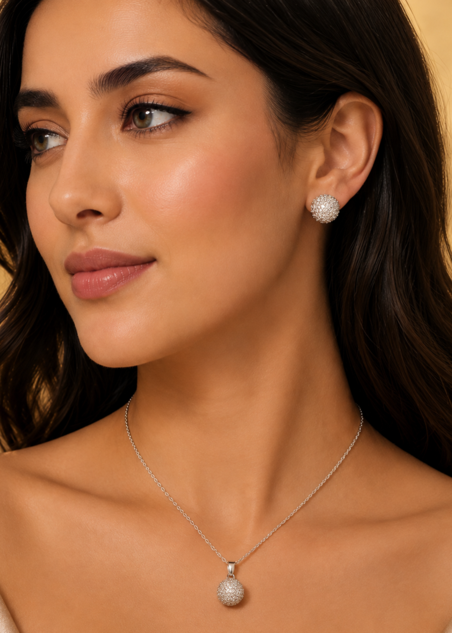 Jewelry Set in Silver Color by - Trendy Women Jewelry Set DRA8471