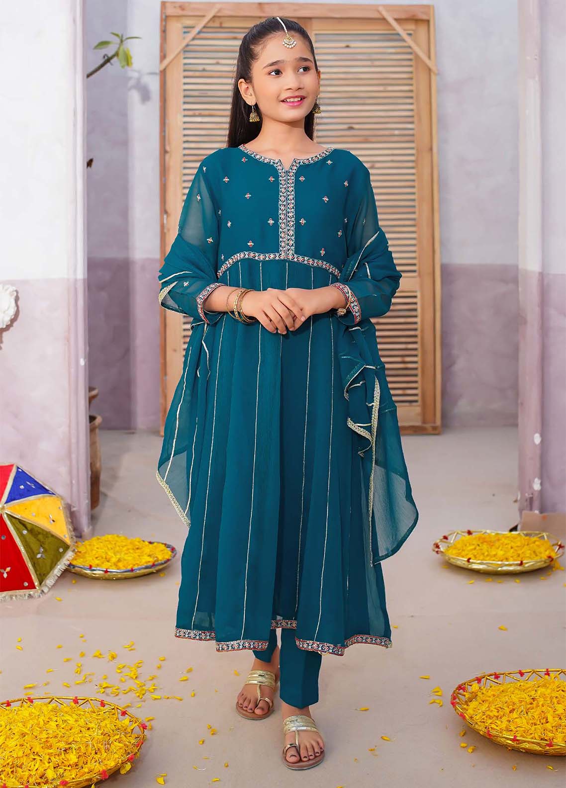 crinkle Pishwas in Teal