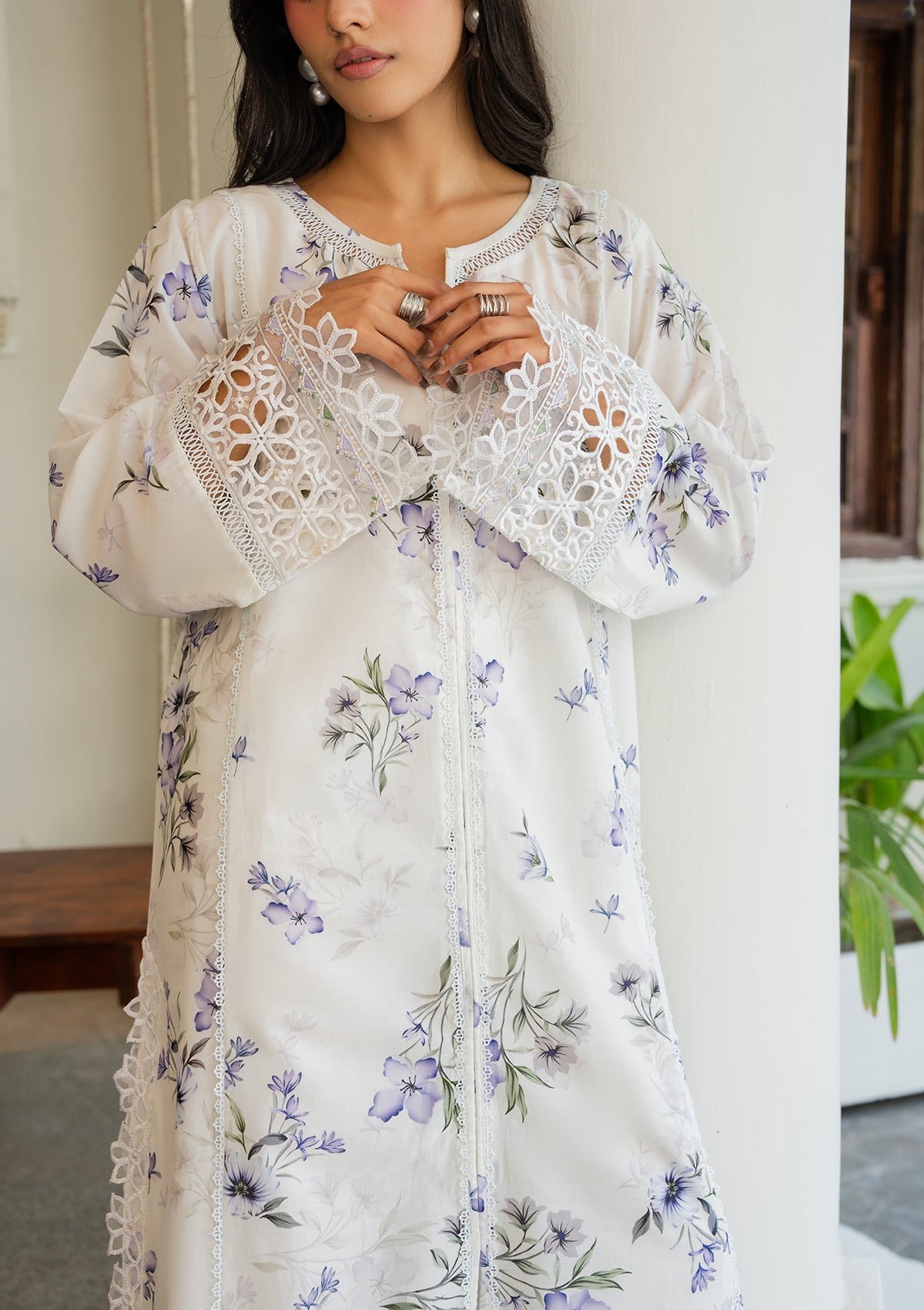 lawn Kurta Set in Off-white